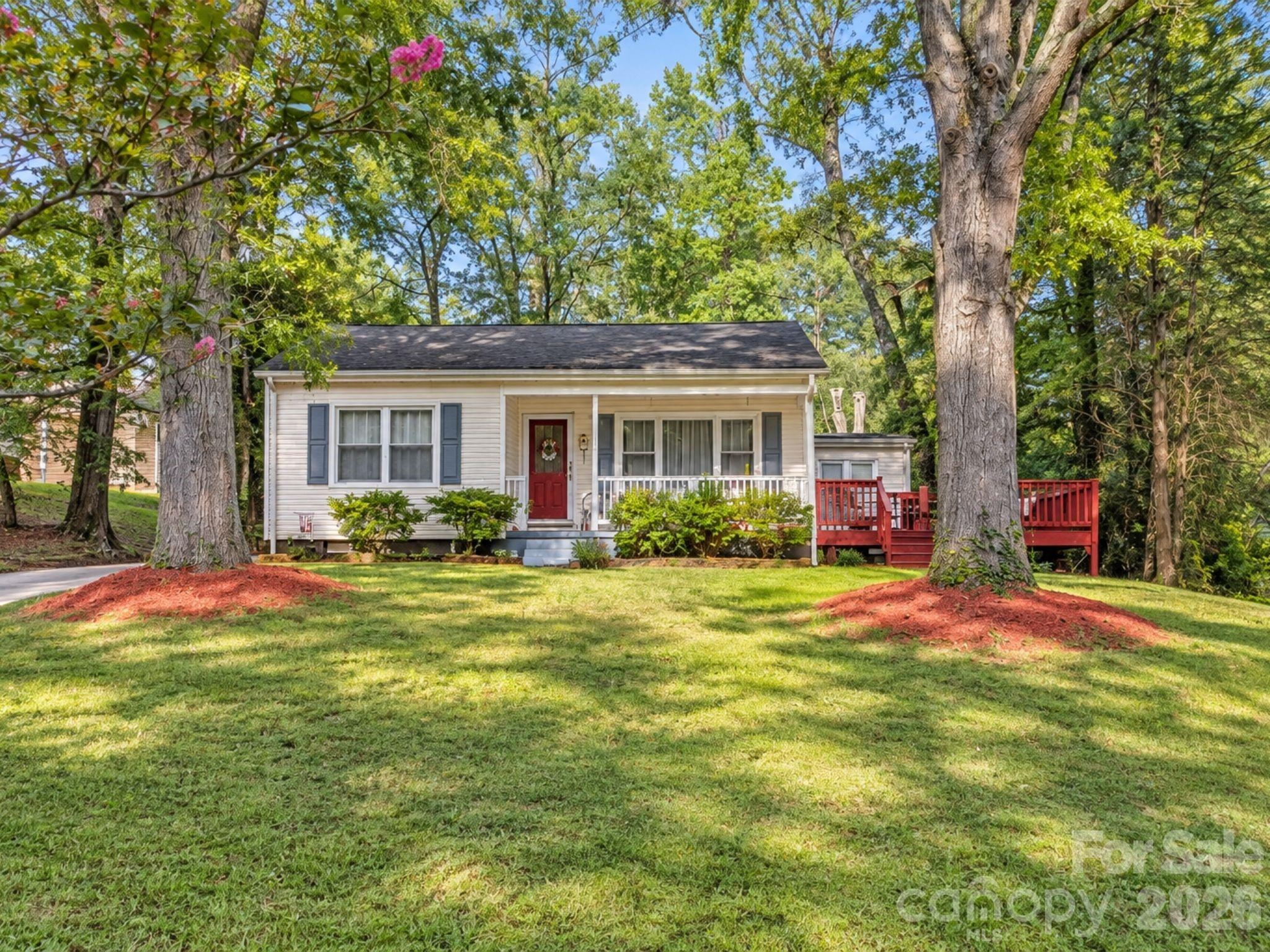 154 Shamrock St NE, Concord, NC 28025