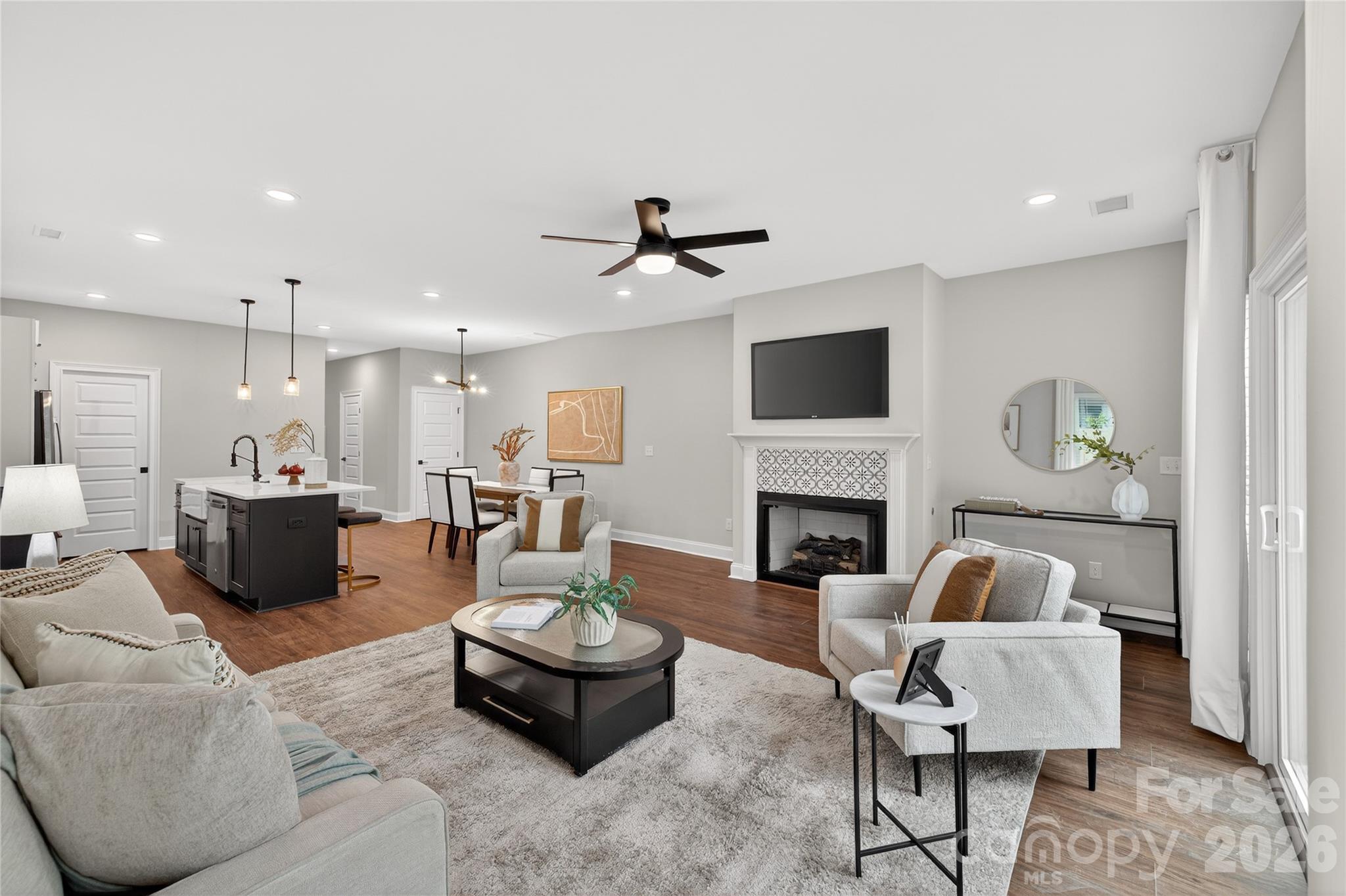 3217 Credenza Rd, Charlotte, NC 28208