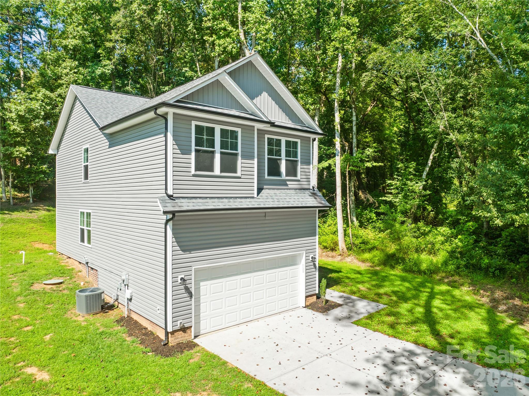 240 Valleybrook Ln, Troutman, NC 28166