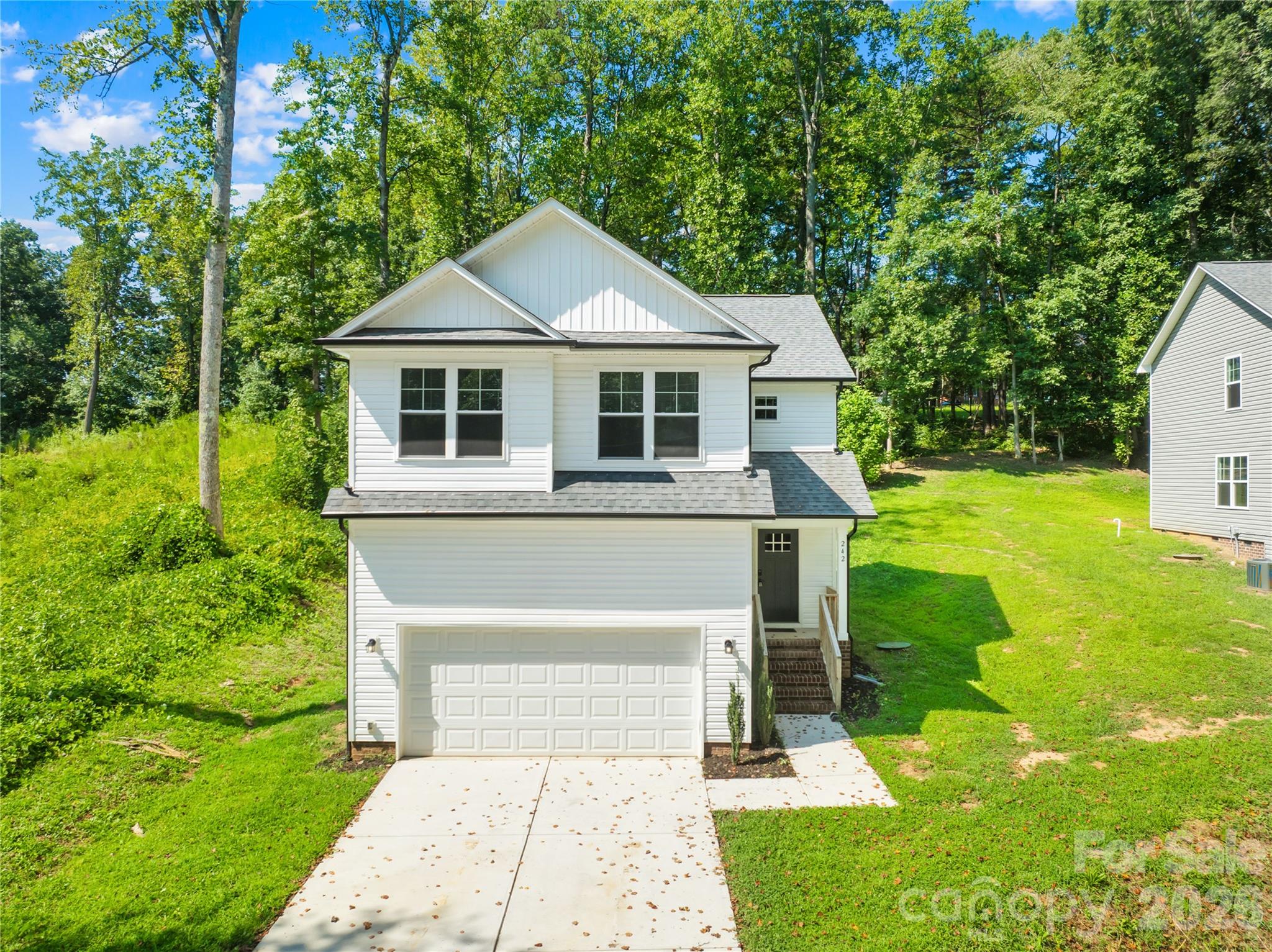 242 Valleybrook Ln, Troutman, NC 28166