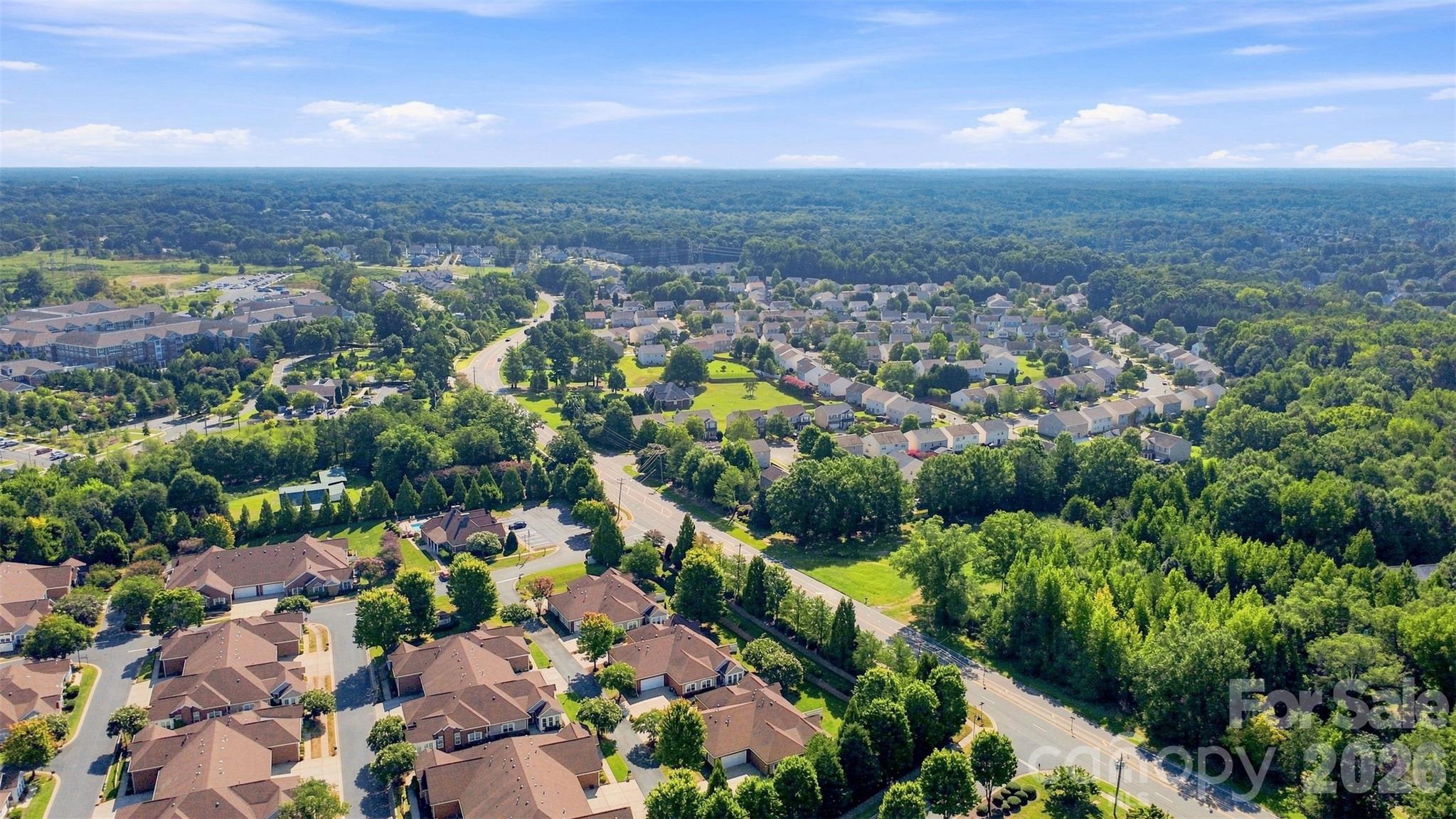 3225 Abbey Walk Ln, Matthews, NC 28105