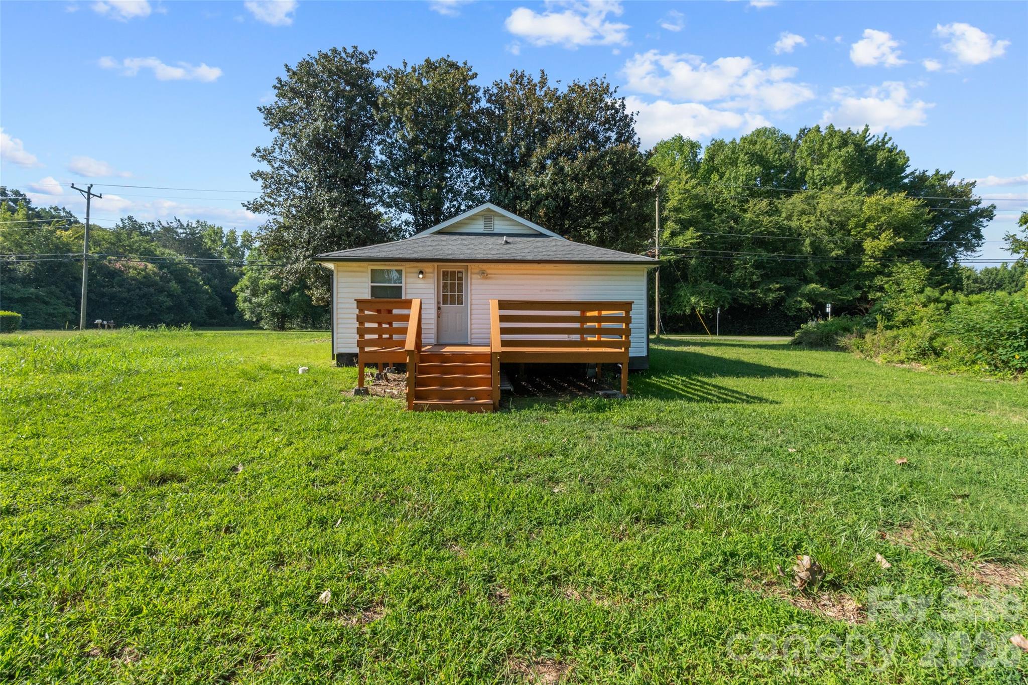 6124 Old Mt Holly Rd, Charlotte, NC 28208