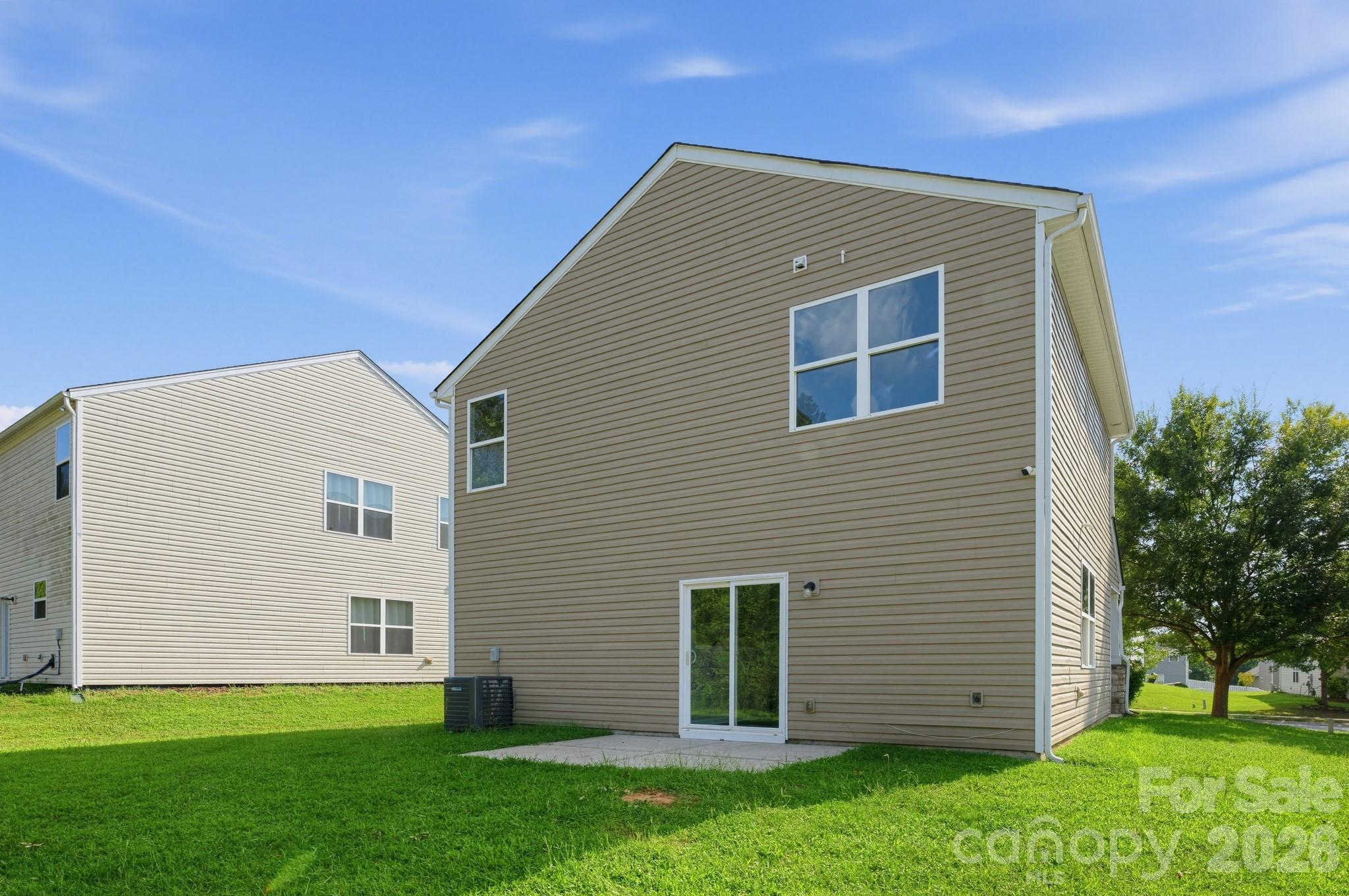 12432 Bending Branch Rd, Charlotte, NC 28227