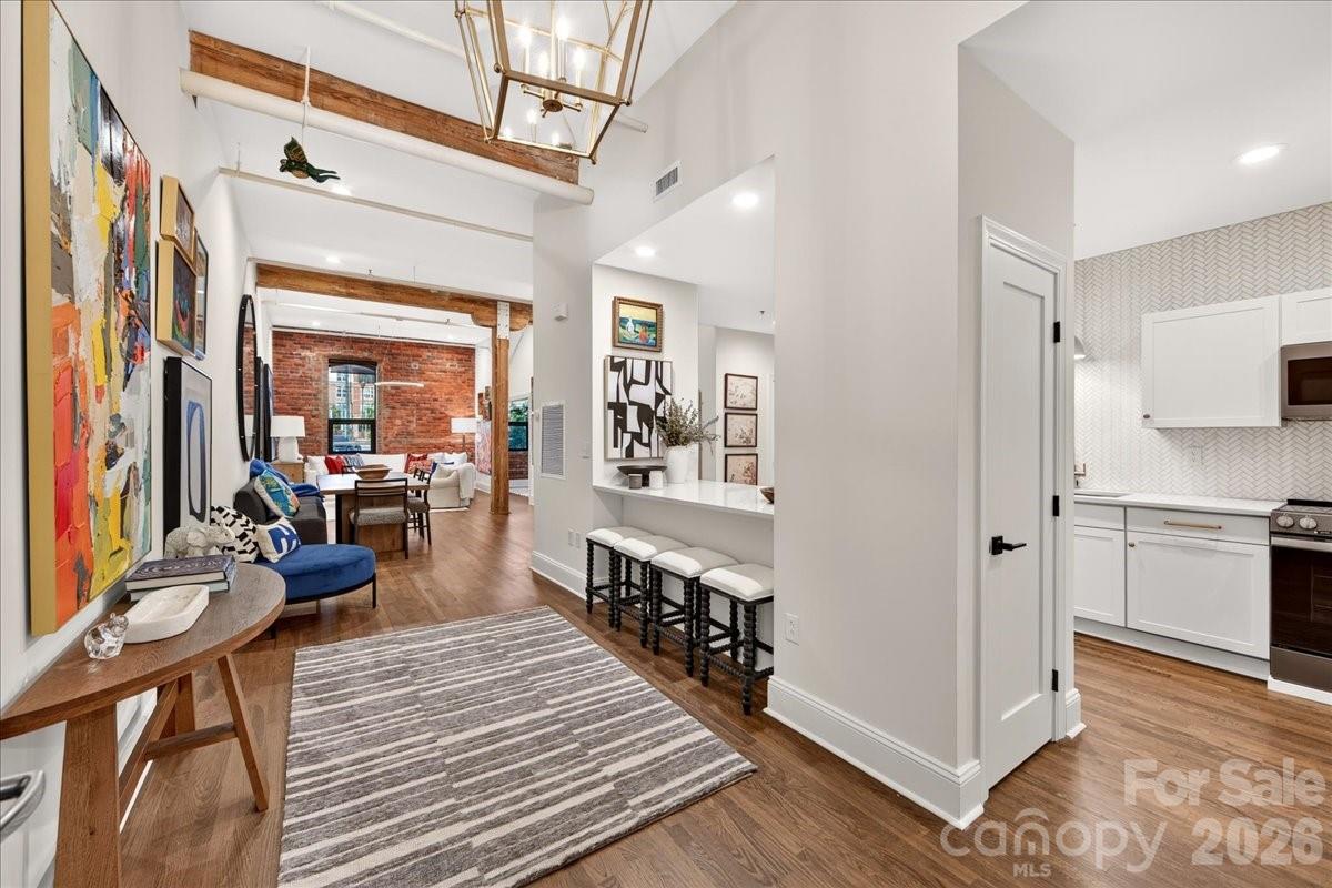310 Arlington Ave #221, Charlotte, NC 28203