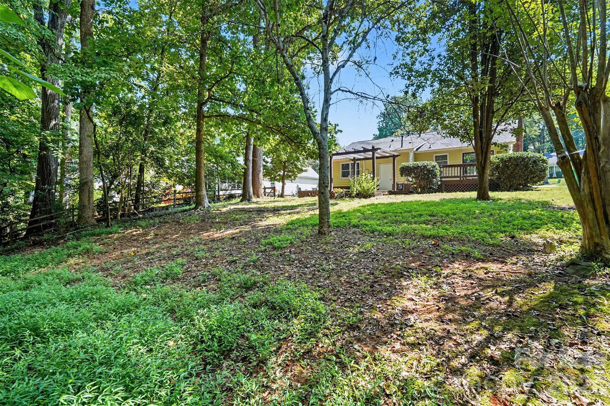 7225 Mcteal Pl, Charlotte, NC 28262