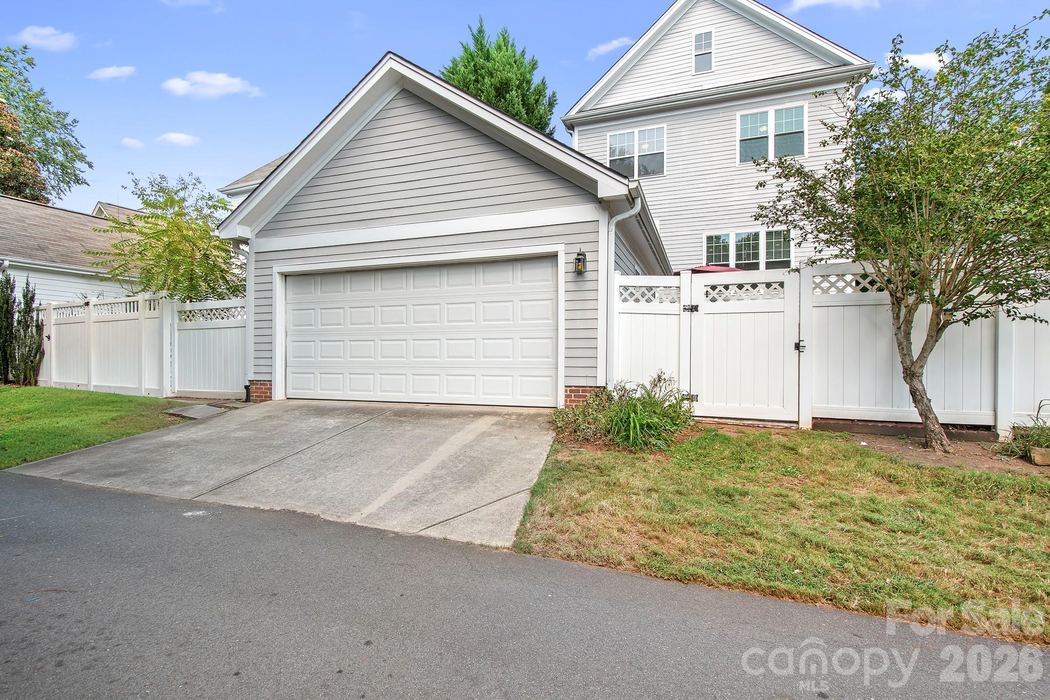 15817 Trenton Place Rd, Huntersville, NC 28078