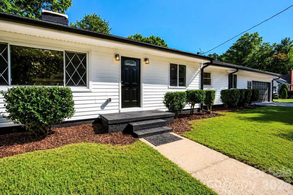 300 King St, Monroe, NC 28110