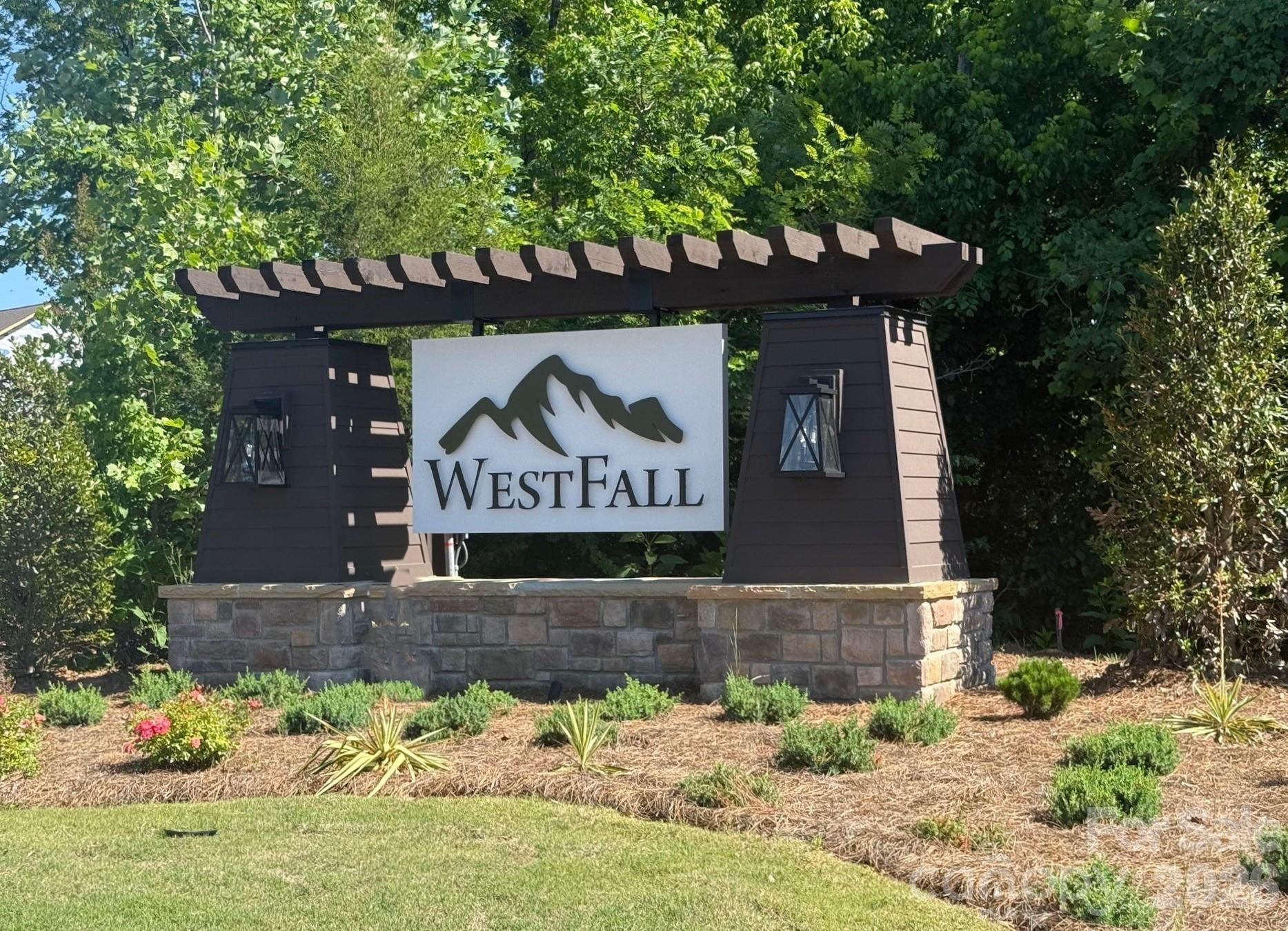 2570 Selbourne Dr, Gastonia, NC 28052