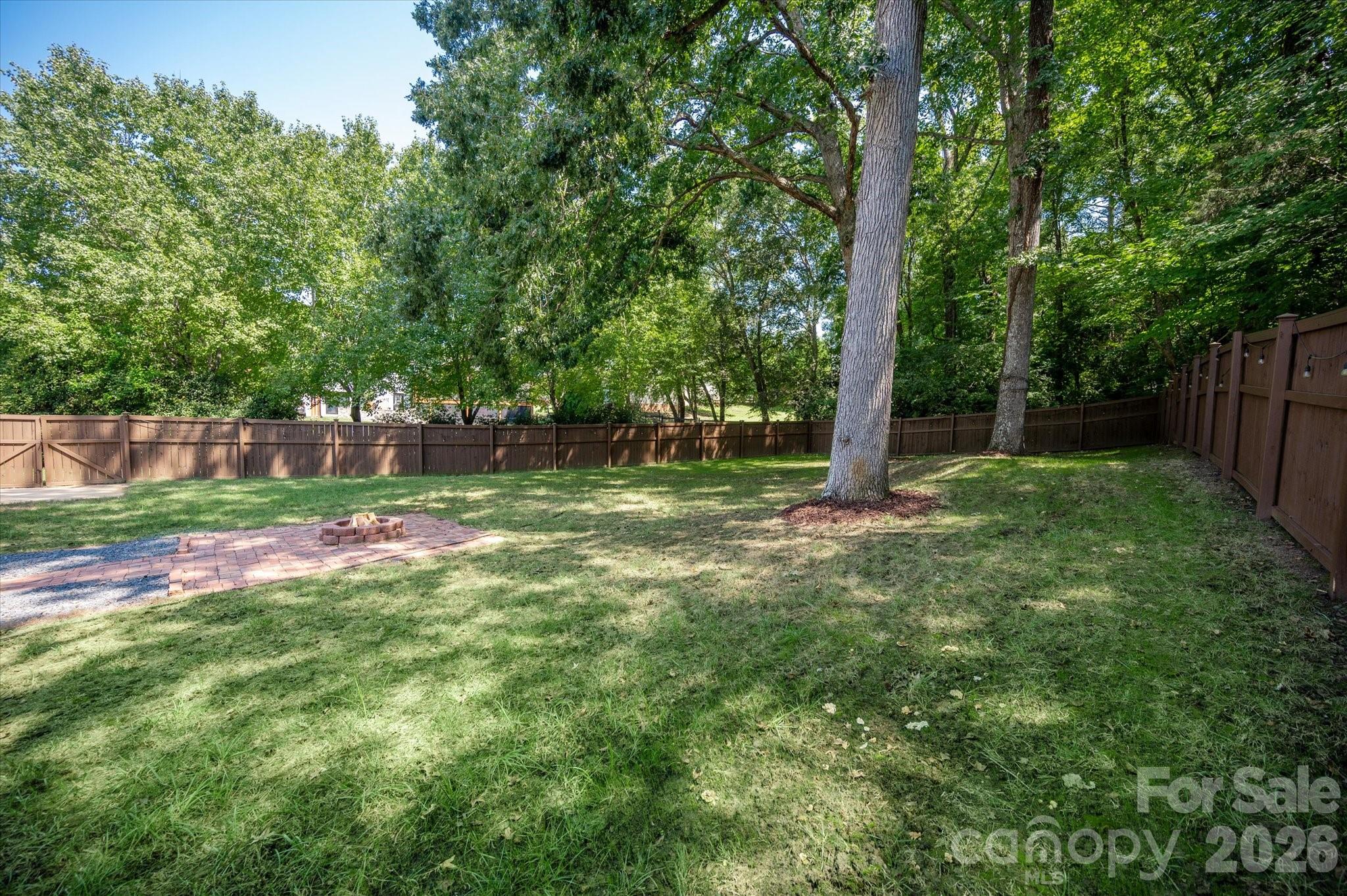 4415 Deepwood Dr, Charlotte, NC 28226