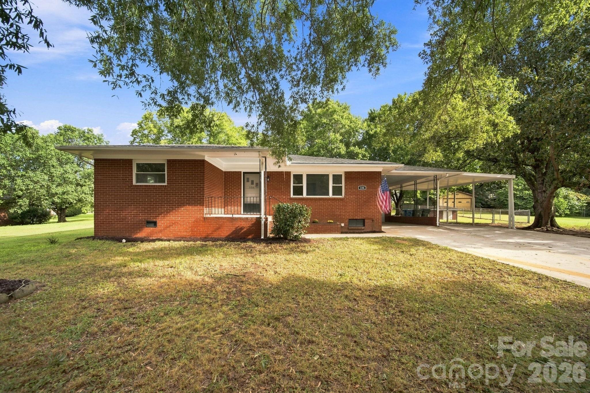 106 Hawkinstown Rd, Salisbury, NC 28144