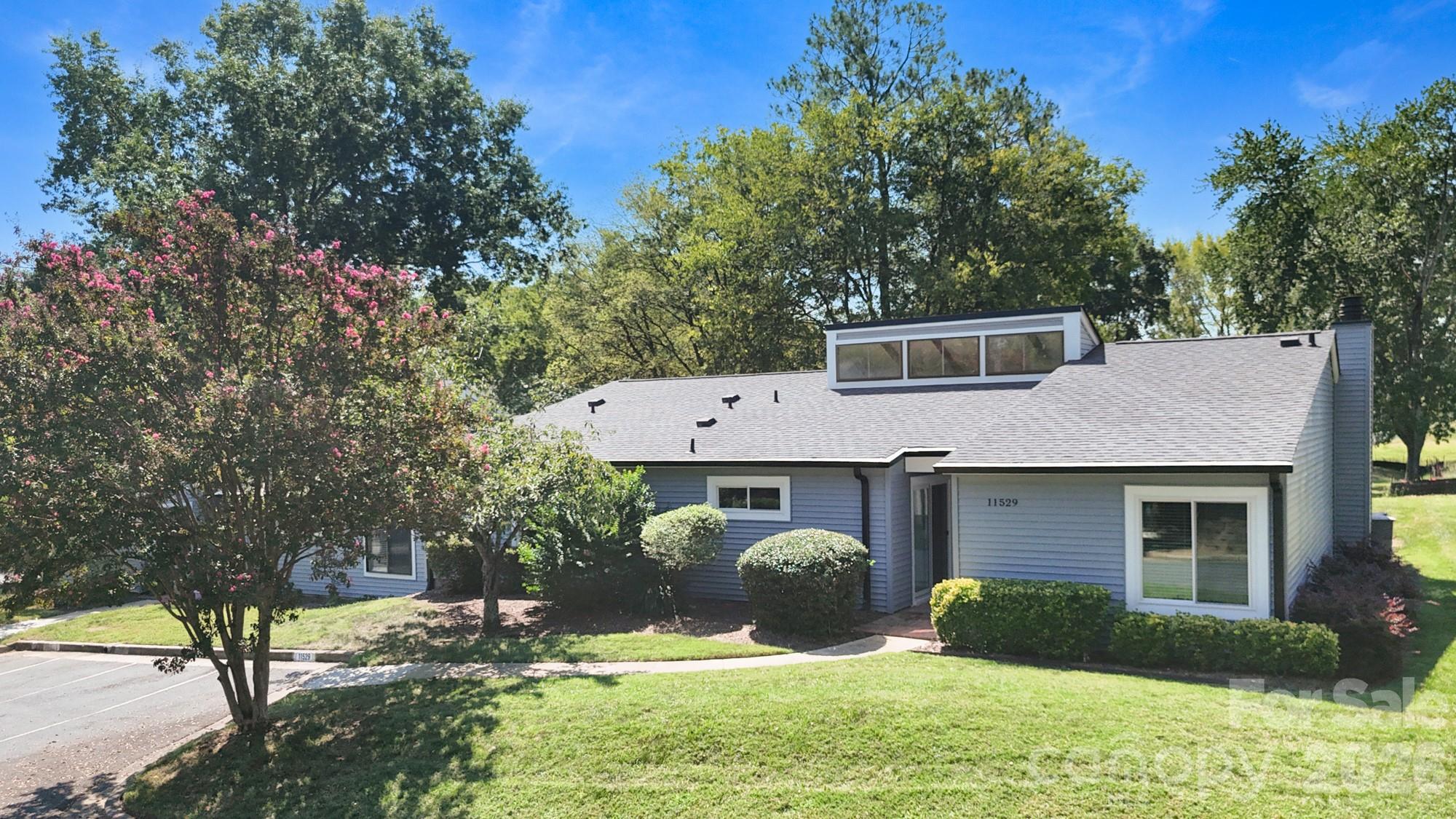 11529 Turn Stone Ct, Charlotte, NC 28226