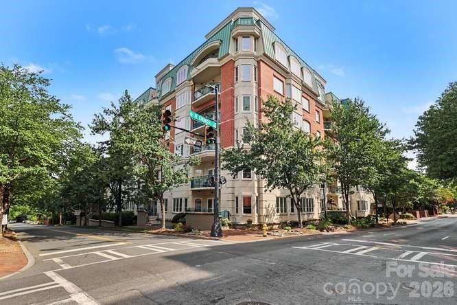 401 N Church St #607, Charlotte, NC 28202