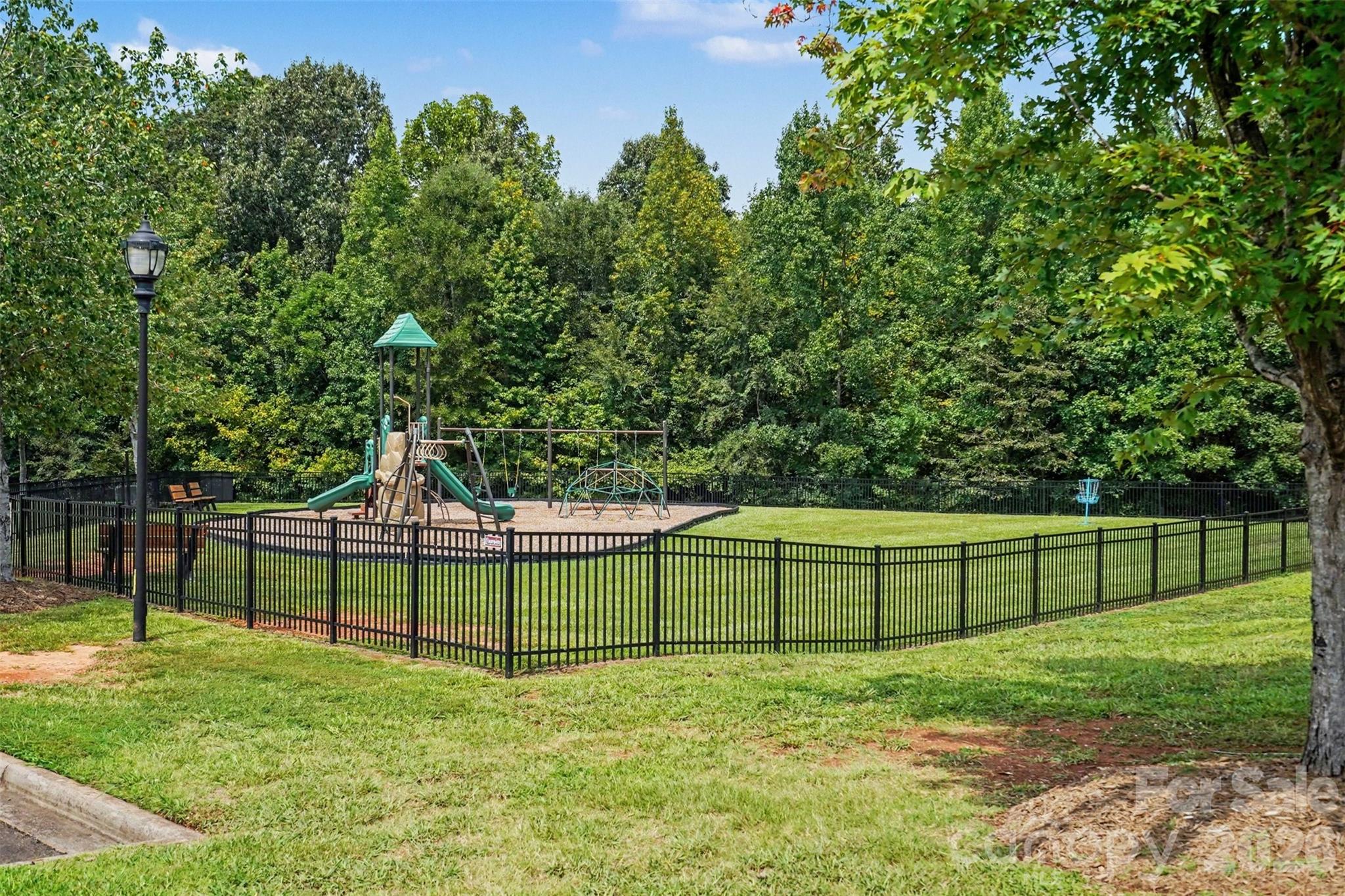 3604 Exbury Gardens Dr, Waxhaw, NC 28173