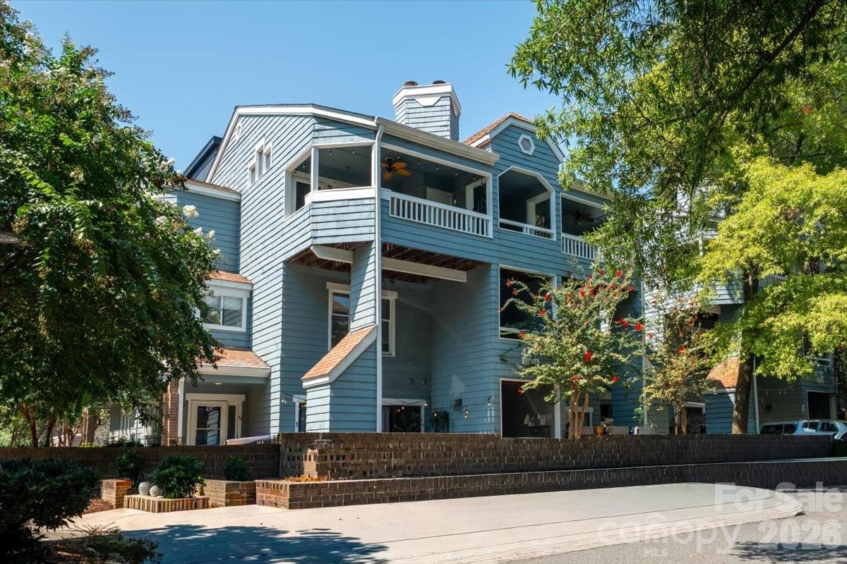 419 W 8th St #59, Charlotte, NC 28202