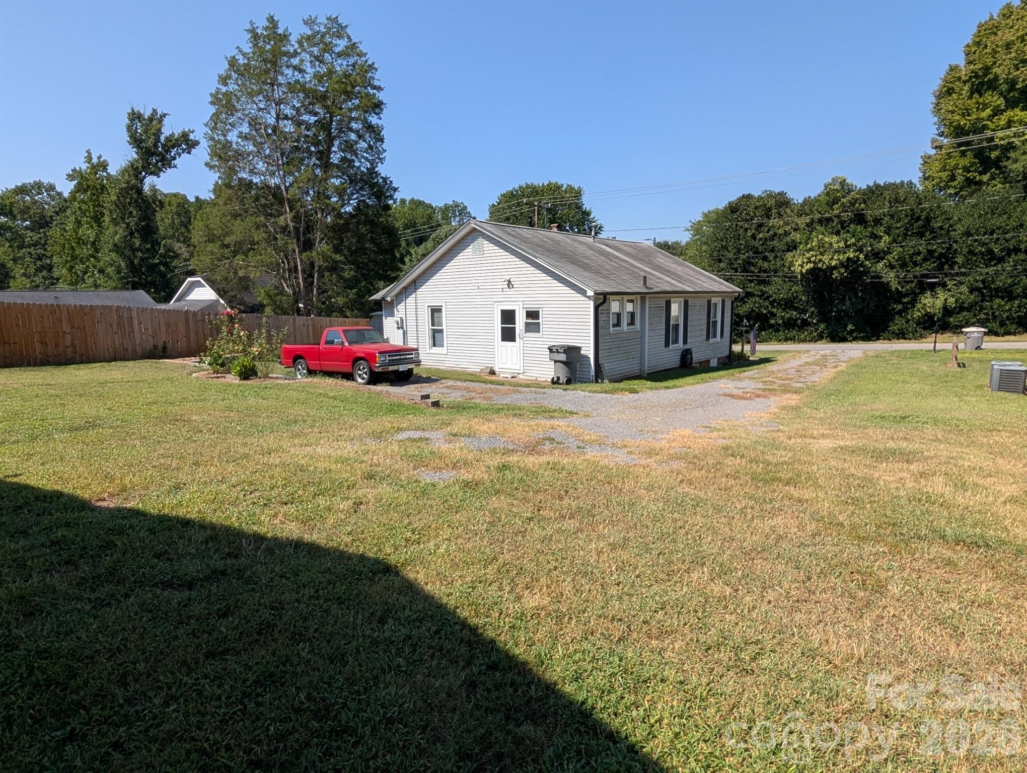 1001 Klondale Ave, Kannapolis, NC 28081