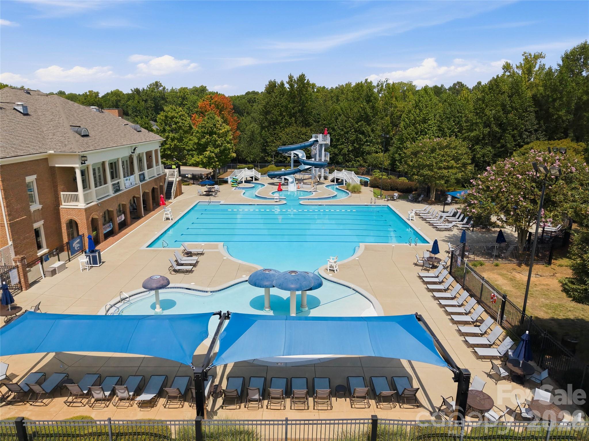 1105 Doverstone Ct, Matthews, NC 28104