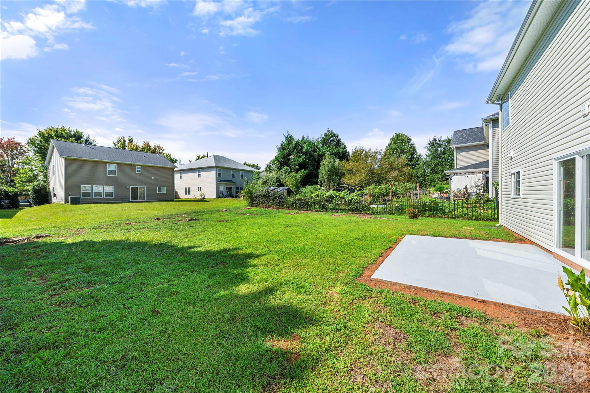 10925 Rousay Rd, Charlotte, NC 28278