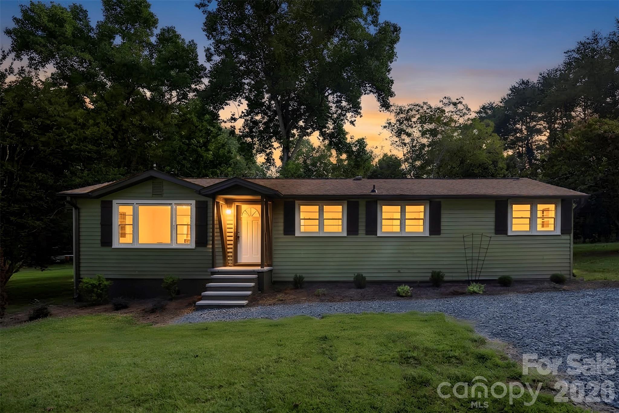 435 Mahaffey Dr, Salisbury, NC 28146