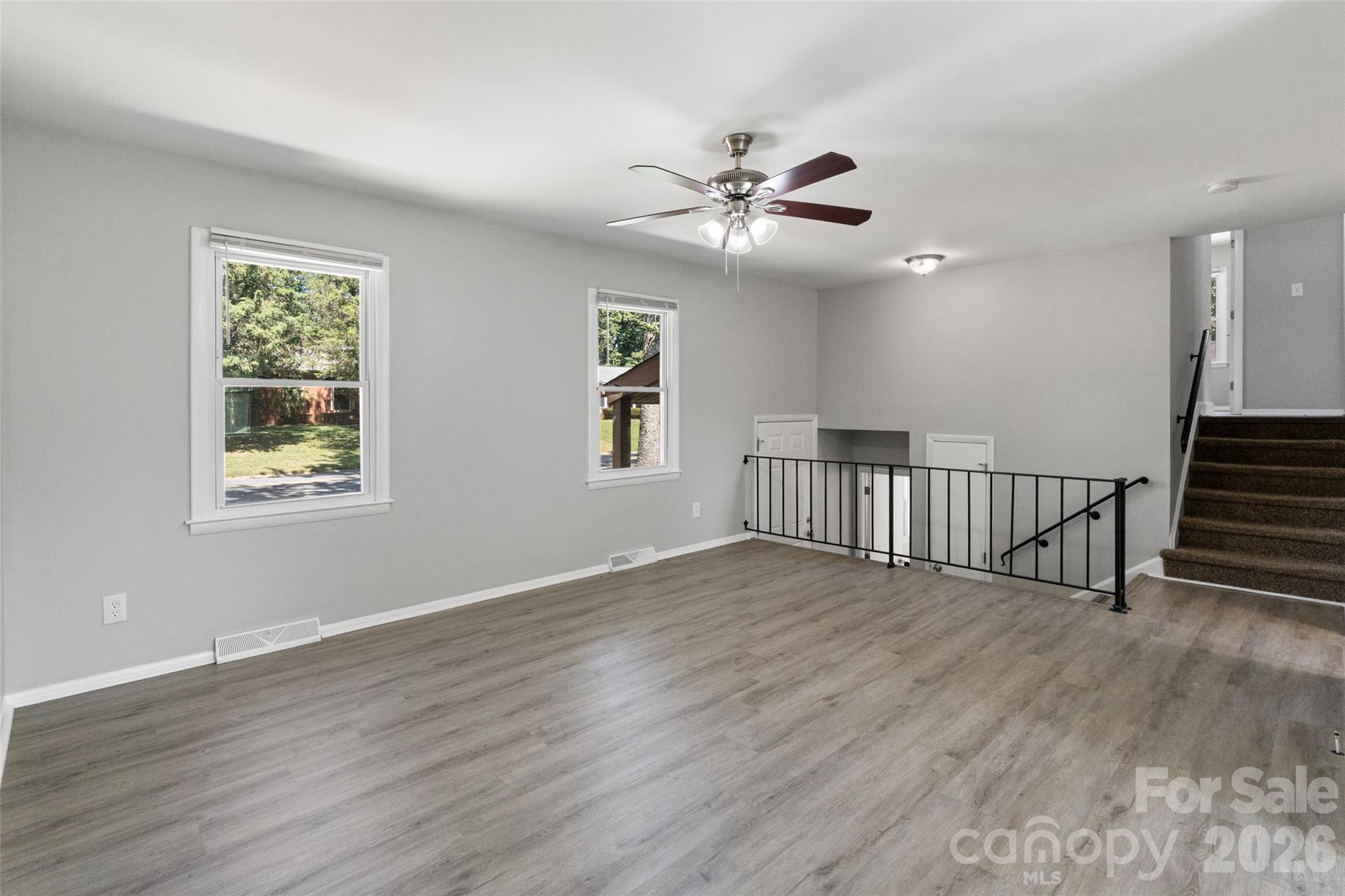 7100 Covecreek Dr, Charlotte, NC 28215