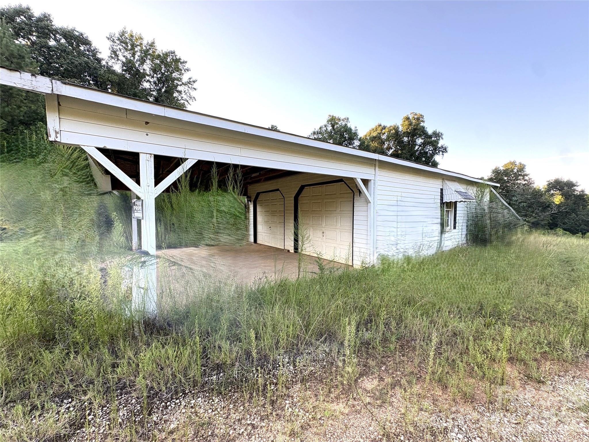 3336 University Dr, Lancaster, SC 29720