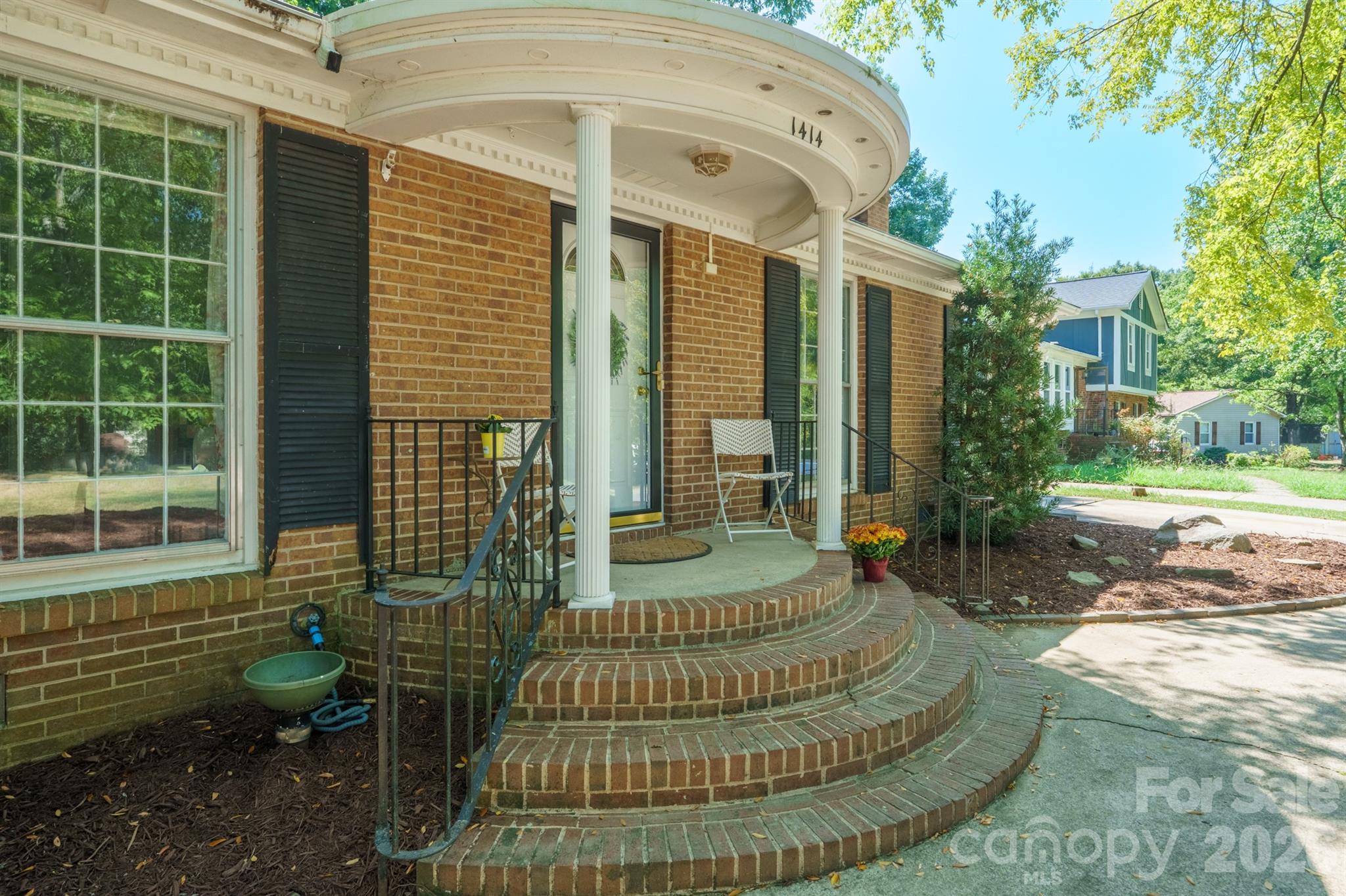 1414 Jodhpur Ct, Charlotte, NC 28212
