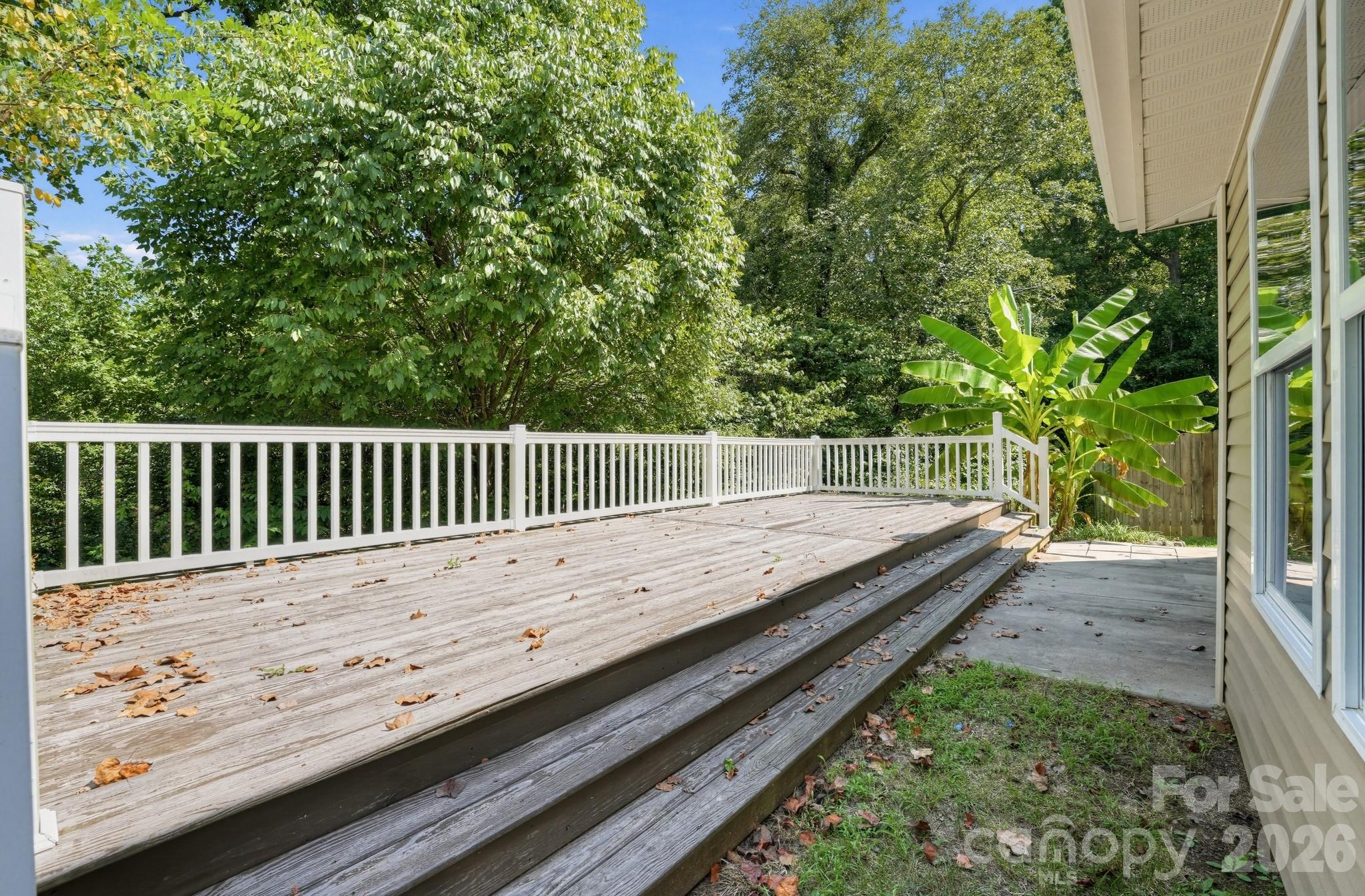 9830 Eagle Feathers Dr, Charlotte, NC 28214