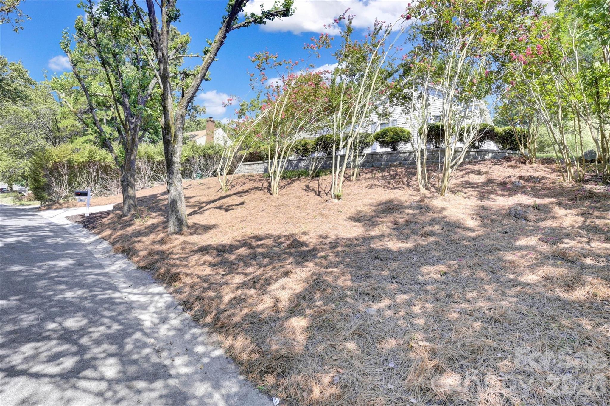 201 Sandymead Rd, Matthews, NC 28105