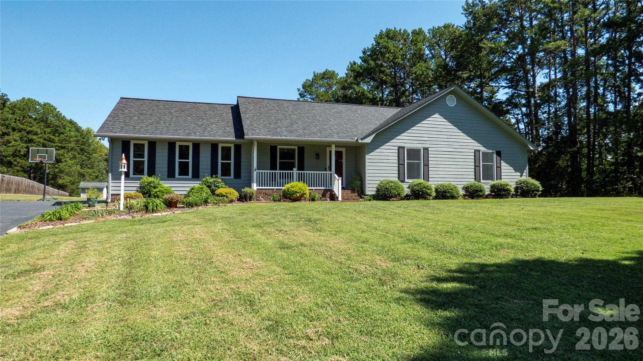 187 Sunfish Dr, Mooresville, NC 28117
