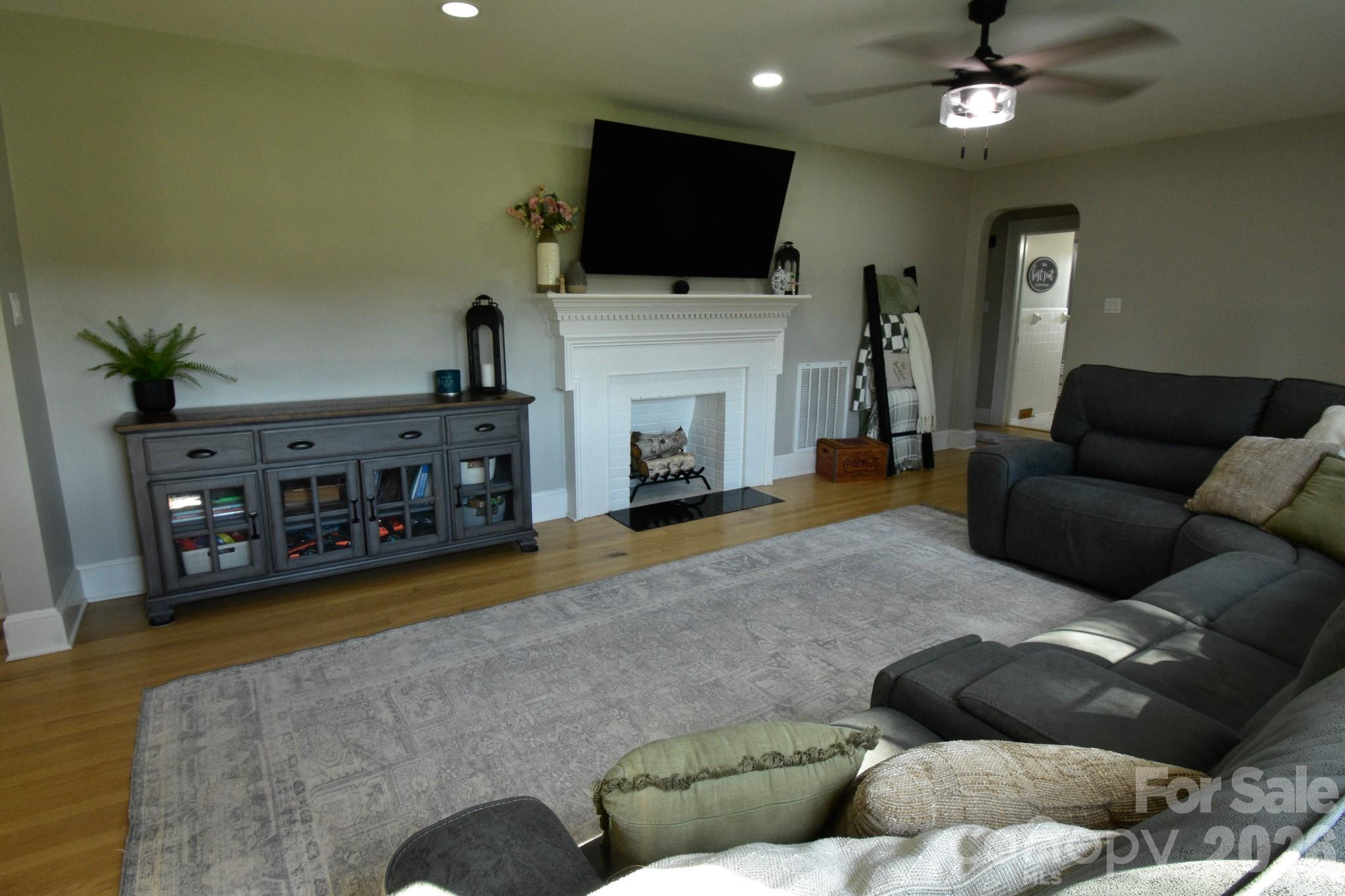 541 Perry Rd, Troutman, NC 28166
