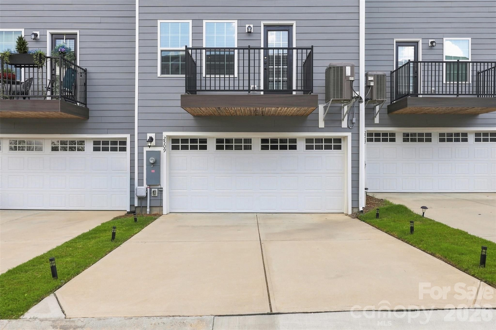 2509 Autumn Olive Ln, Matthews, NC 28104