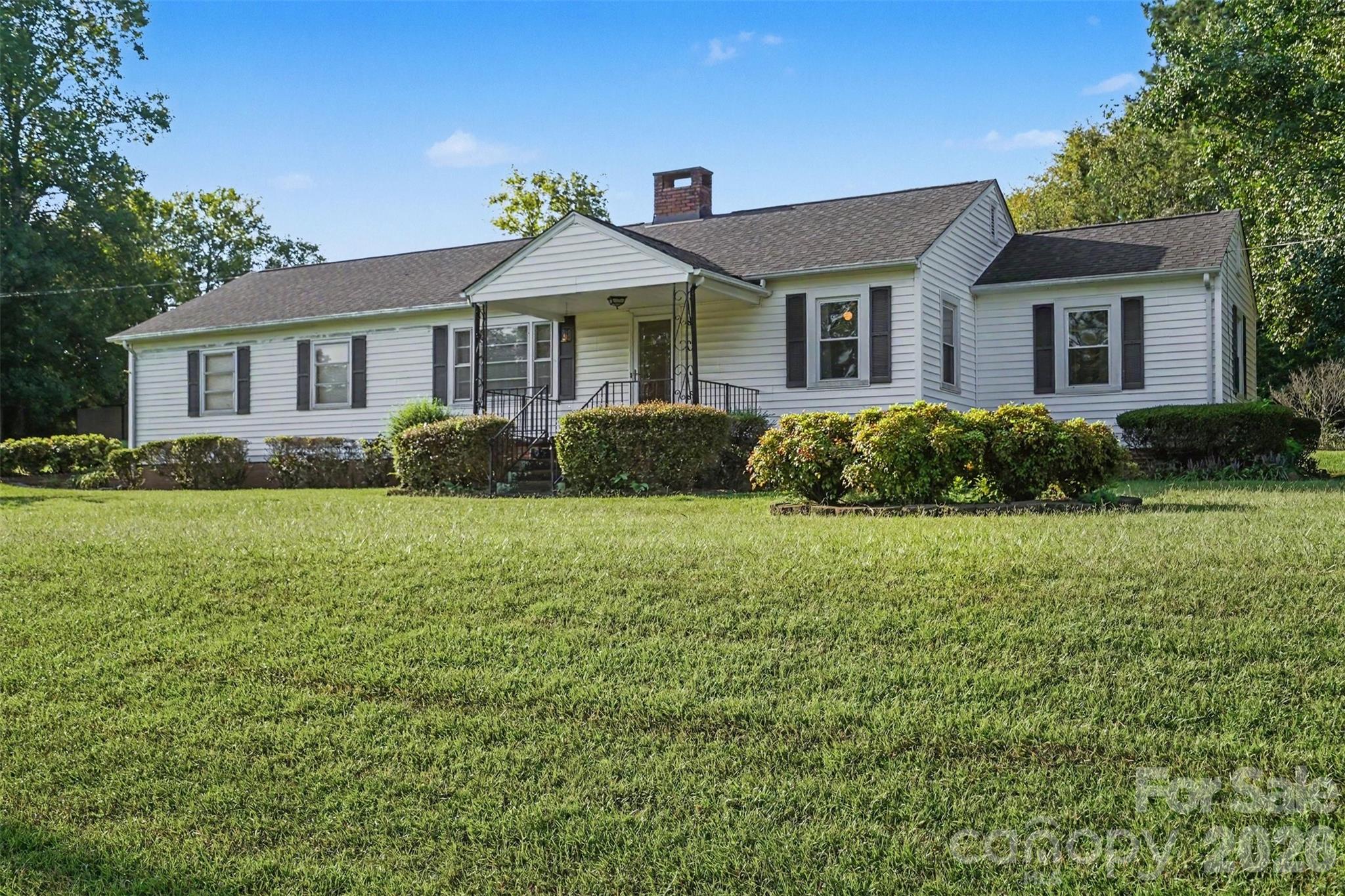 968 Hampton Grace Ave, Lancaster, SC 29720