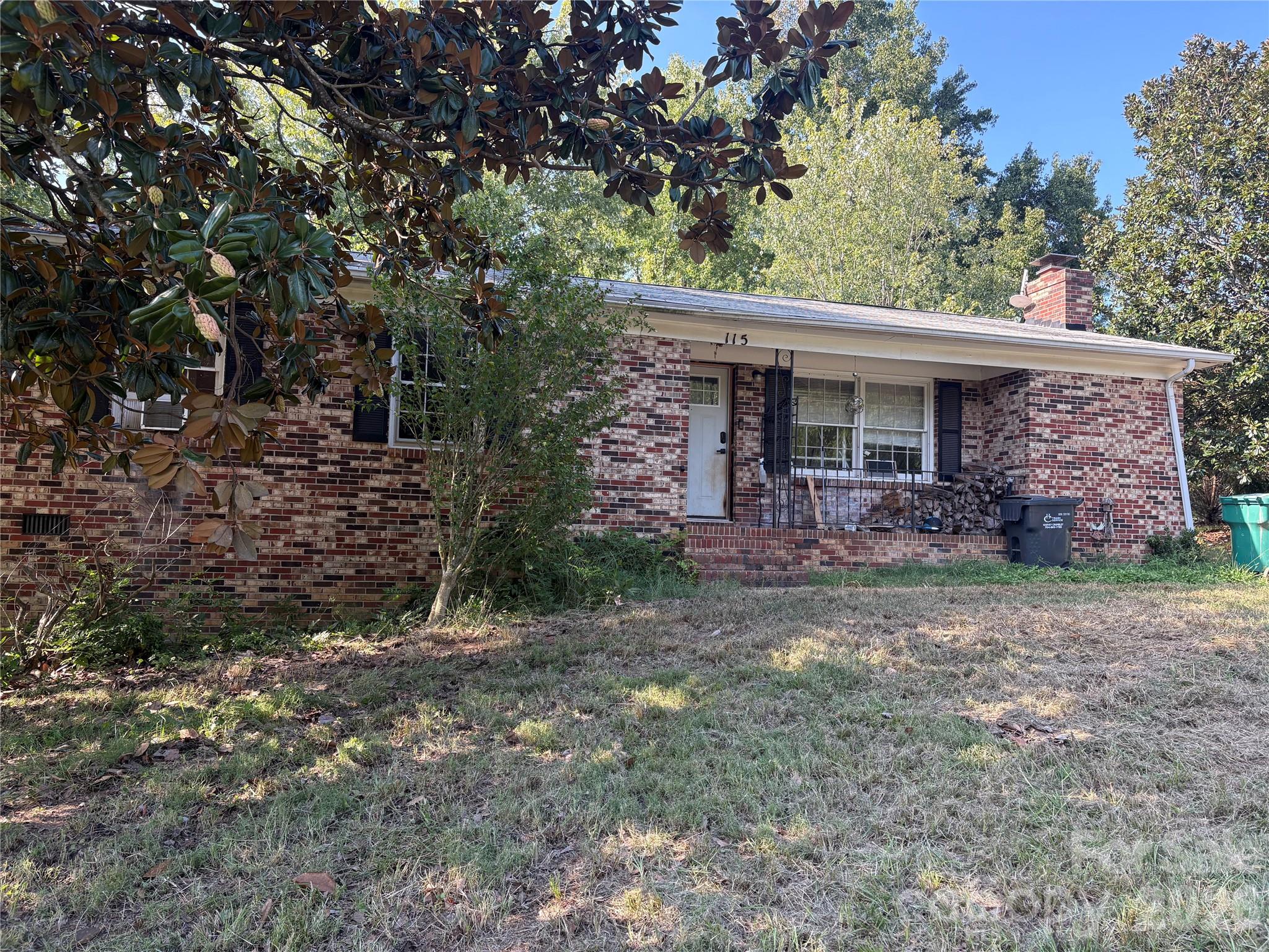 115 Wandering Ln, Bessemer City, NC 28016