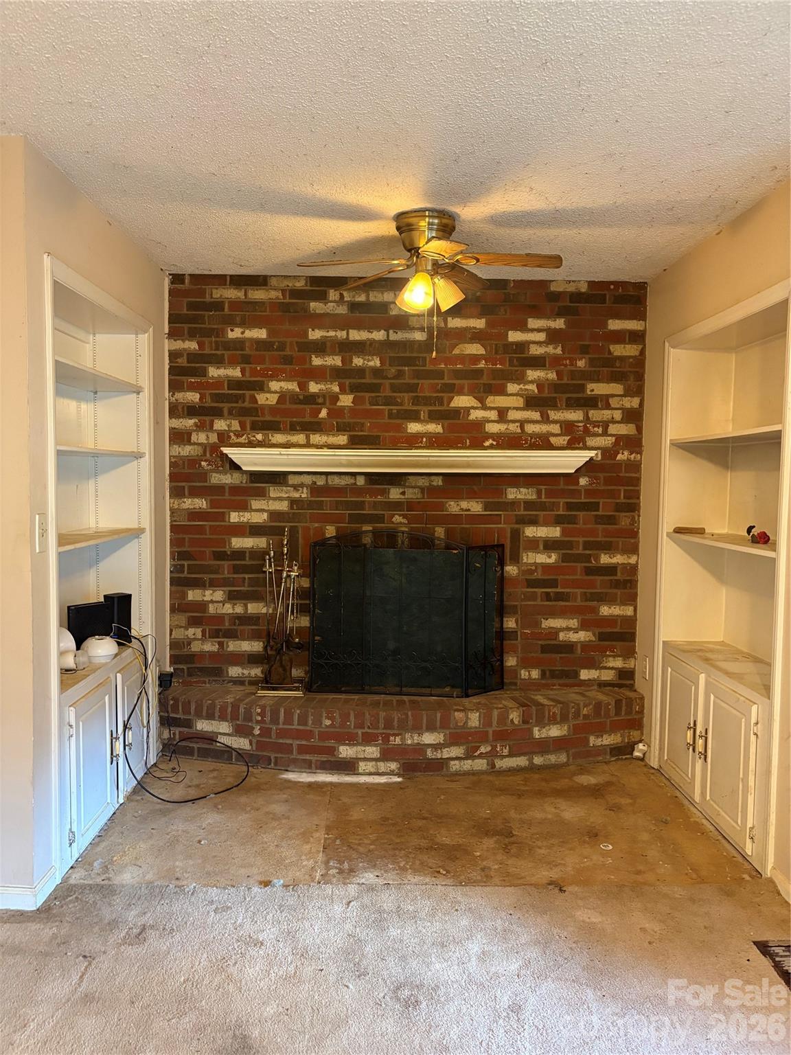 115 Wandering Ln, Bessemer City, NC 28016