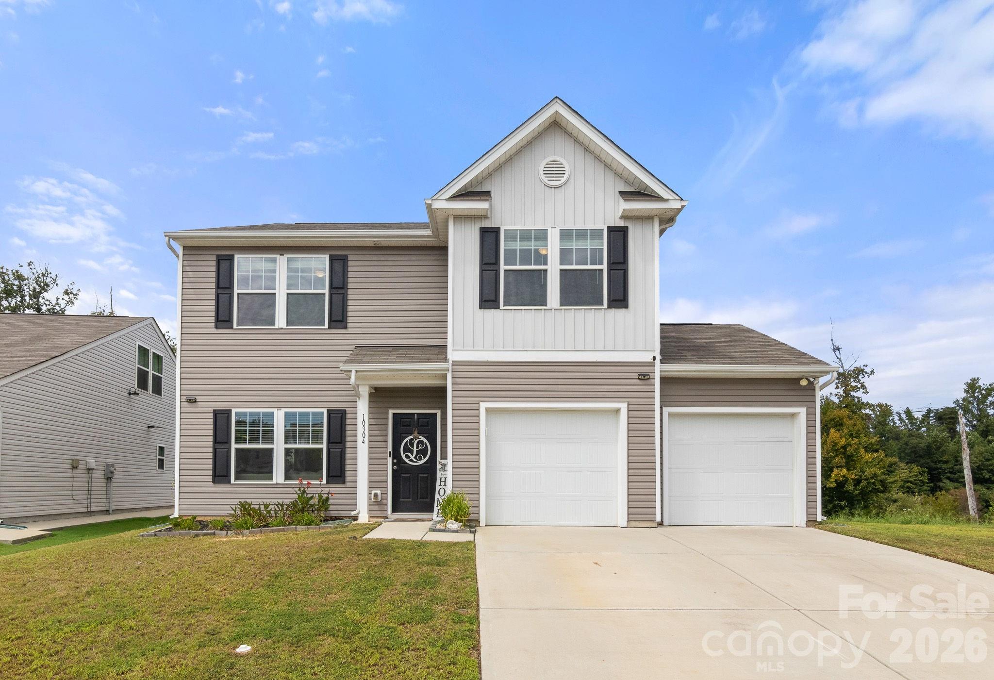 10304 Holly Park Dr, Charlotte, NC 28214