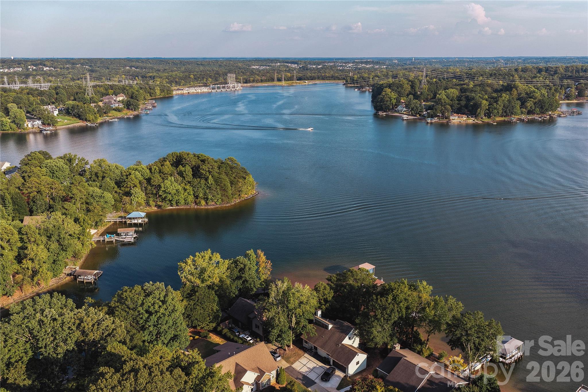 1068 Gauguin Ln, Tega Cay, SC 29708