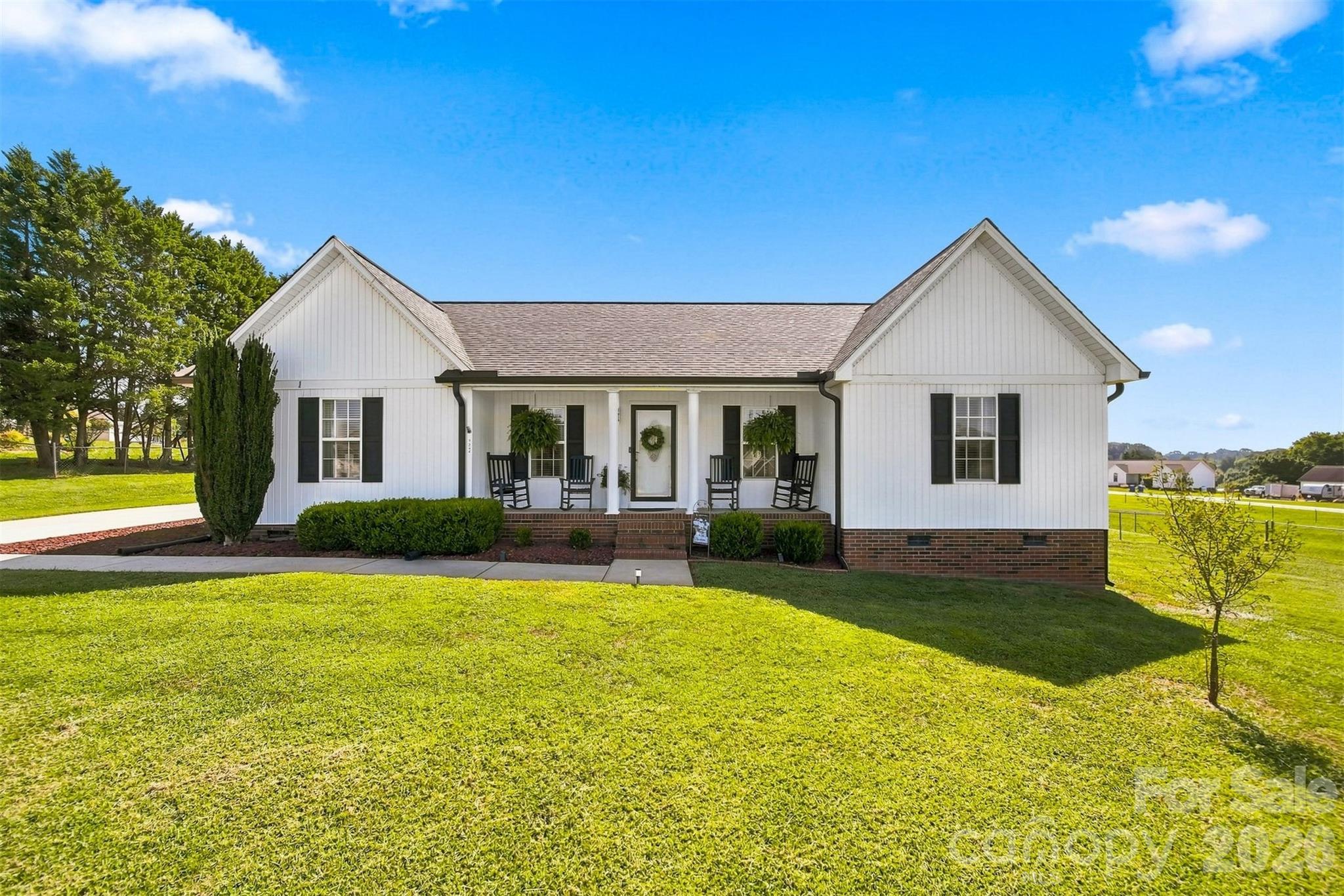 3294 Cascade Trl, Lincolnton, NC 28092