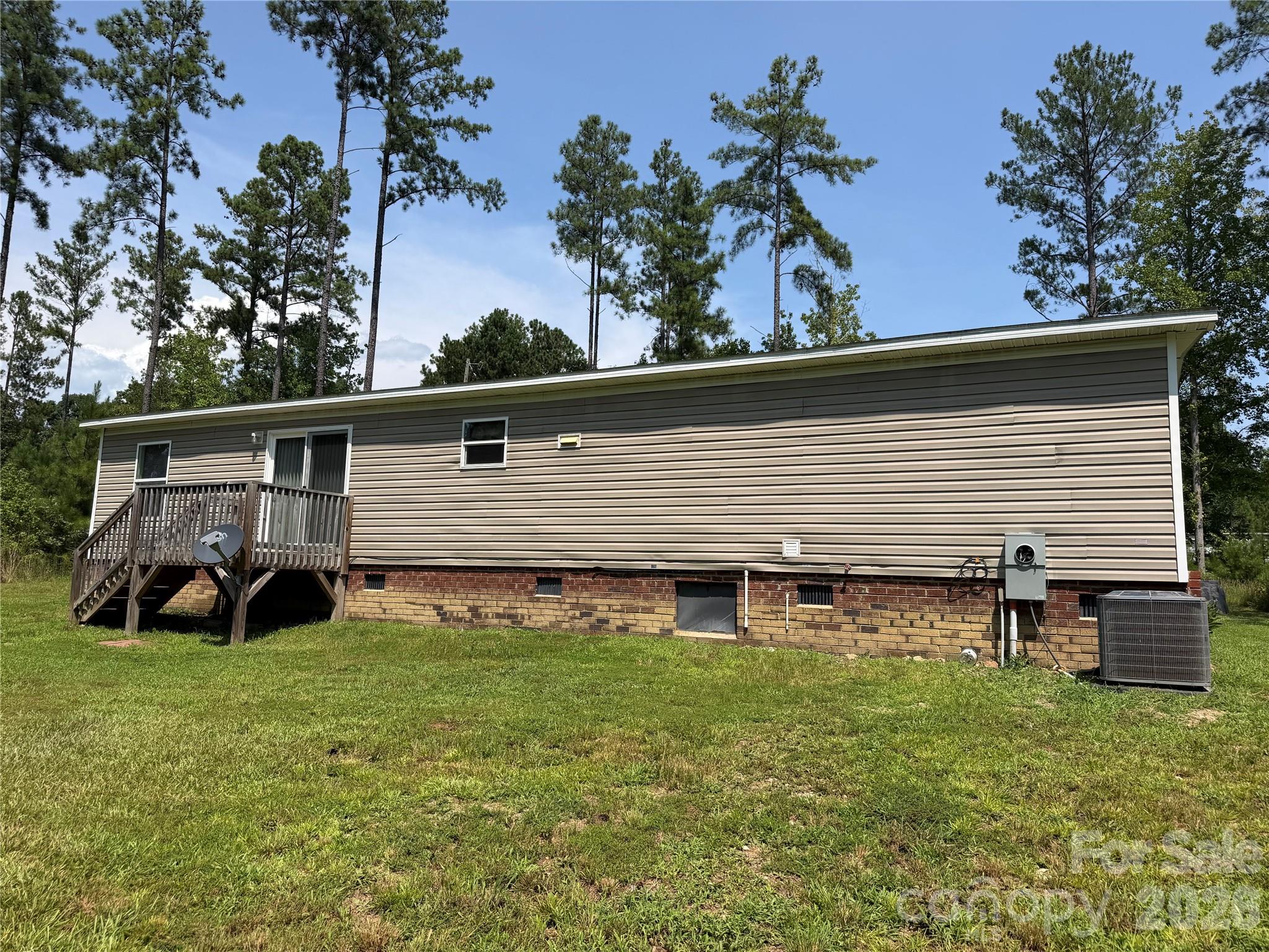 212 Mosley Rd, Blacksburg, SC 29702