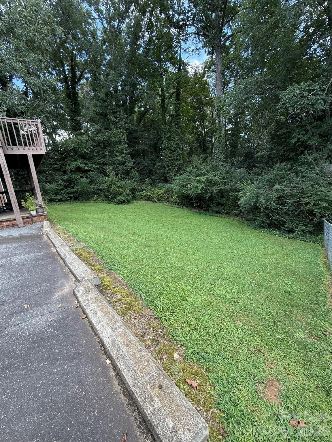 192 Heritage View Rd, Hickory, NC 28601