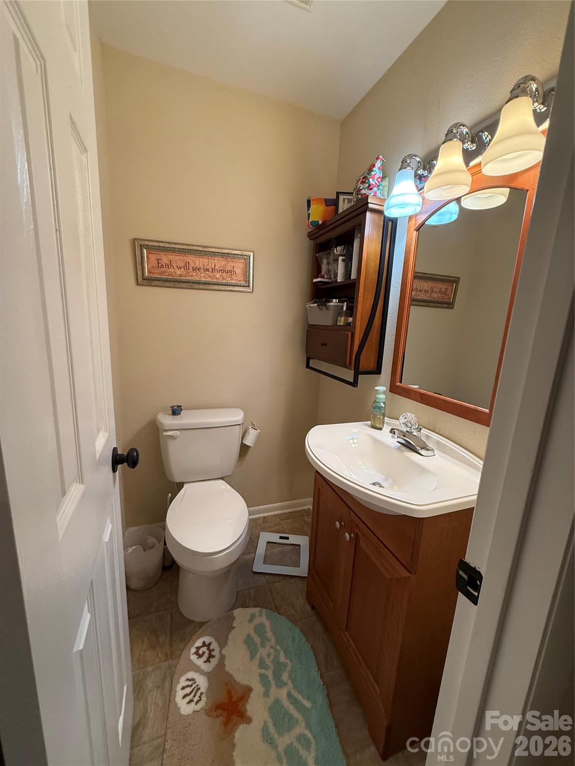 192 Heritage View Rd, Hickory, NC 28601