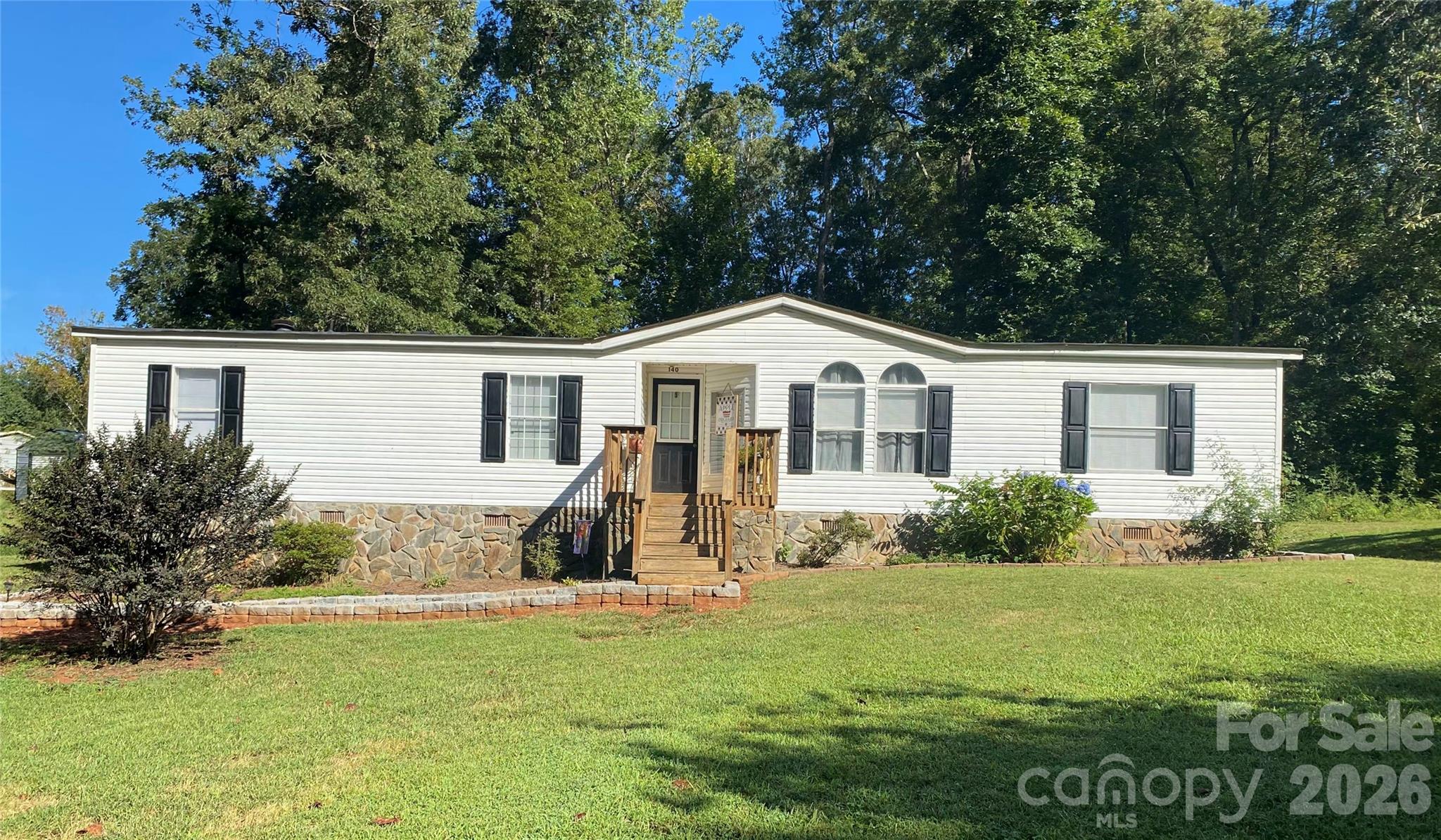 140 High Ridge Cir, Maiden, NC 28650