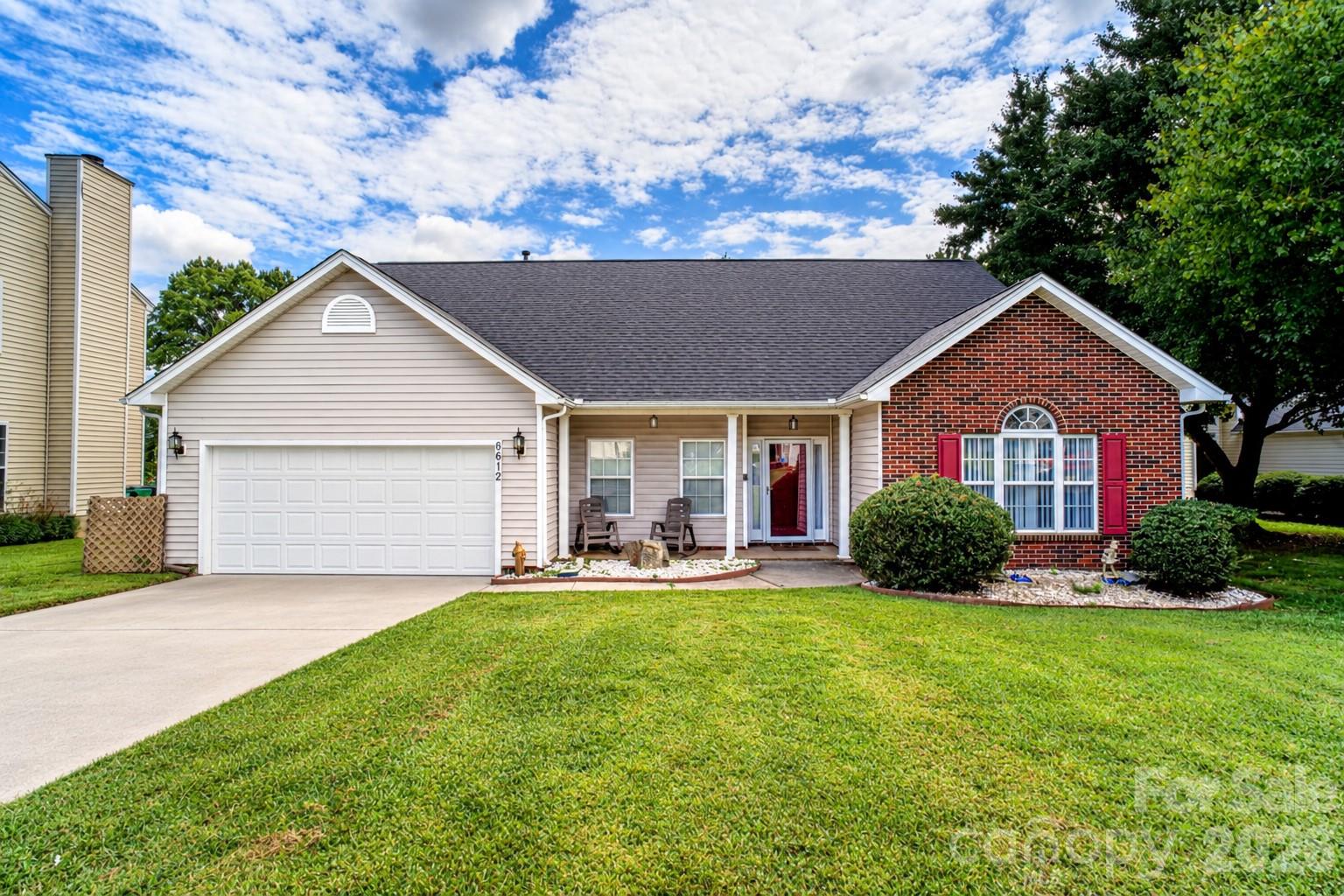 9612 Veronica Dr, Charlotte, NC 28215