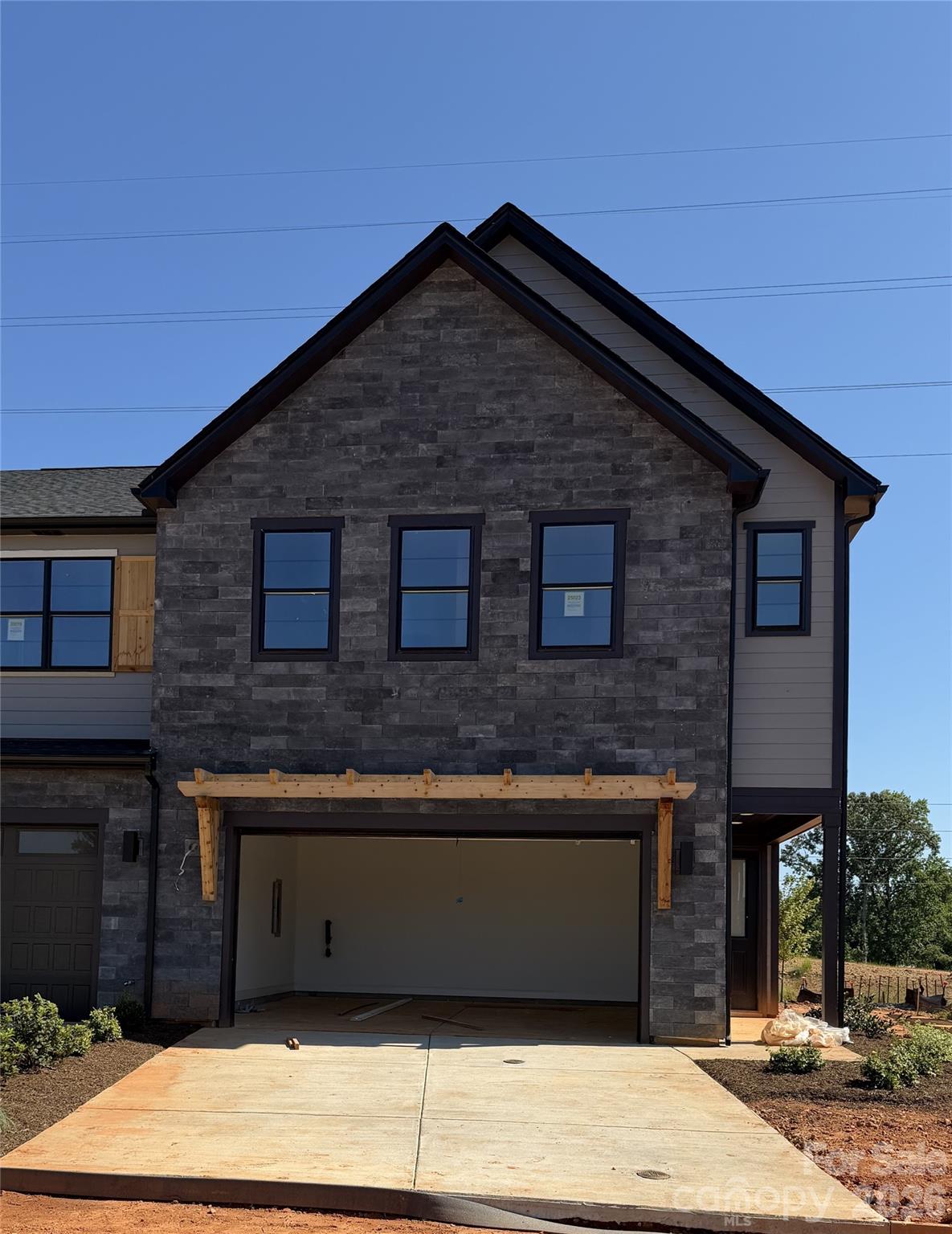 25023 Sprenger Dr, Cornelius, NC 28031