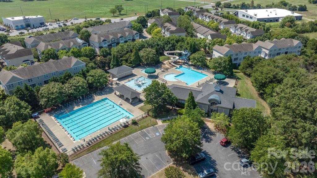 11194 Bridgewater Dr, Huntersville, NC 28078