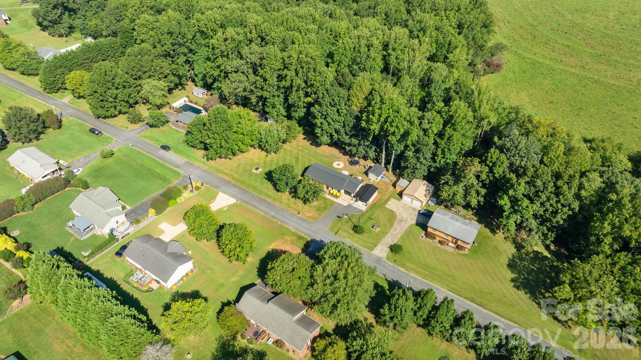 2428 Side Ln, Conover, NC 28613