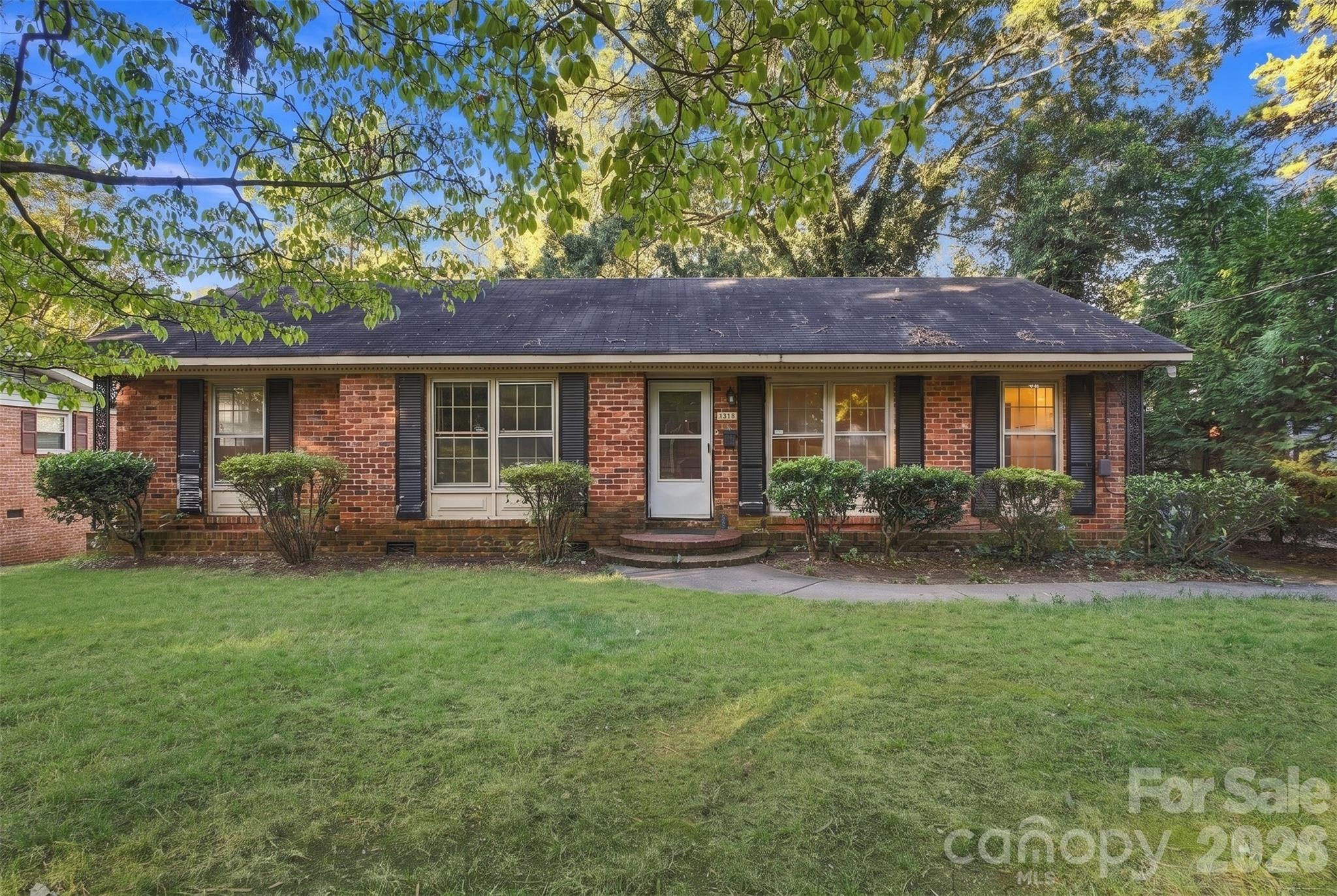 1518 Keeling Pl, Charlotte, NC 28210