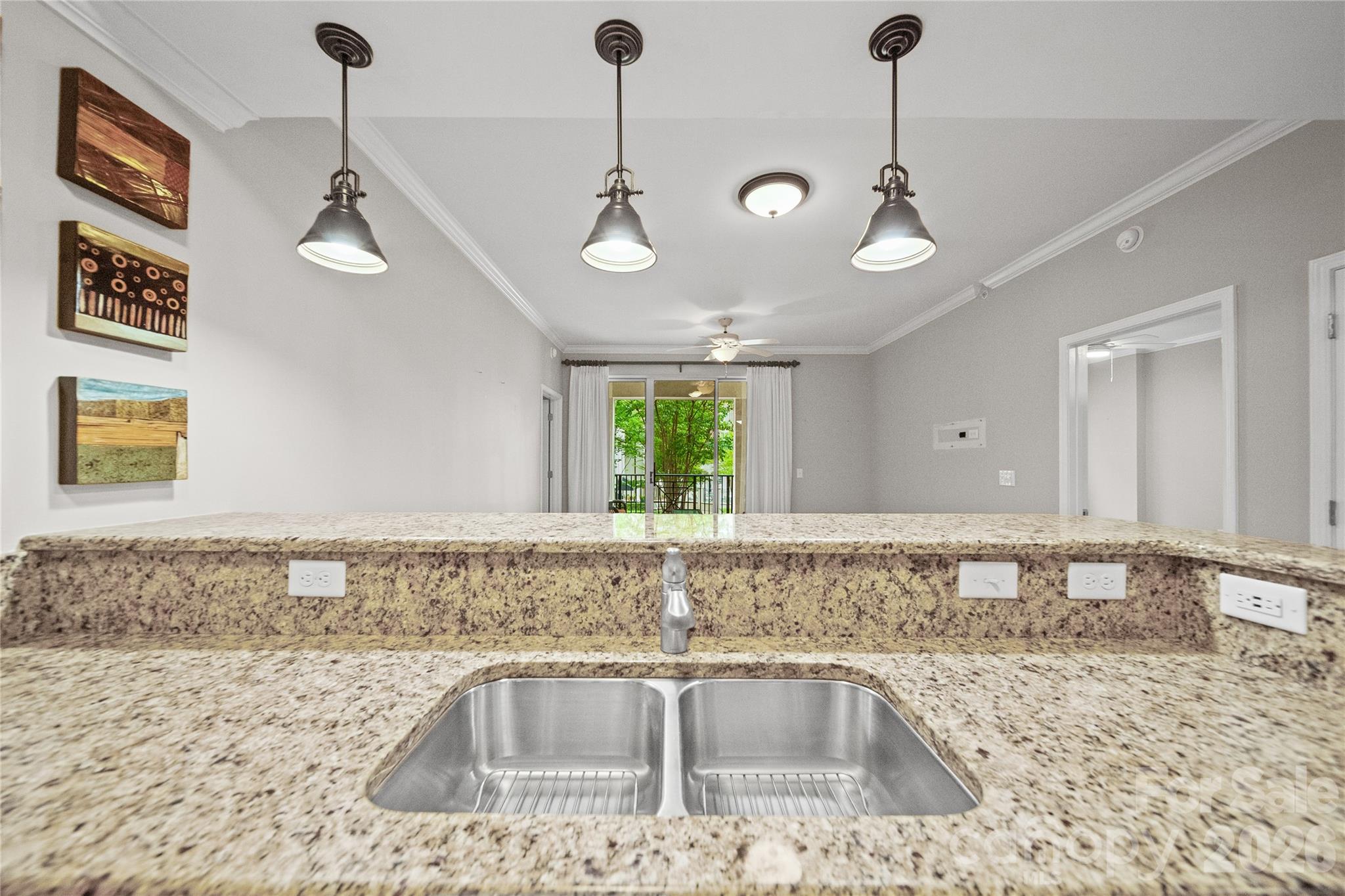300 W 5th St, Charlotte, NC 28202