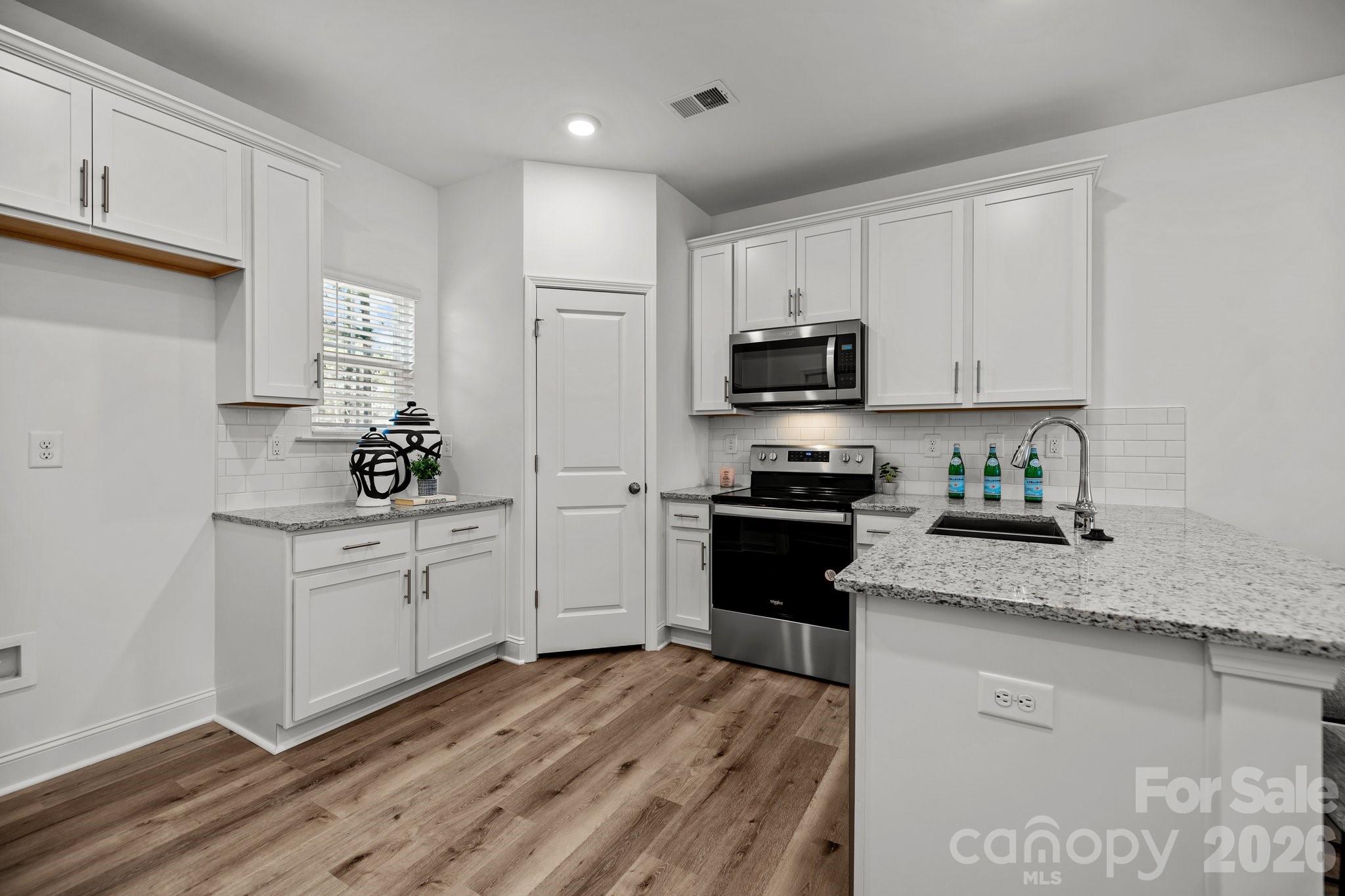 3200 Butler Hill Dr #25, Matthews, NC 28105