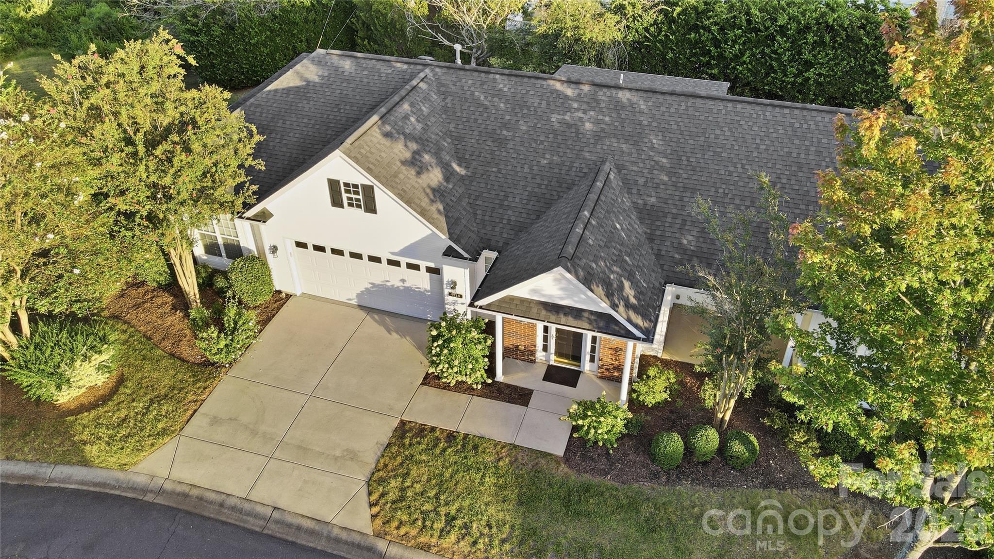 9218 Duckhorn Dr, Charlotte, NC 28277
