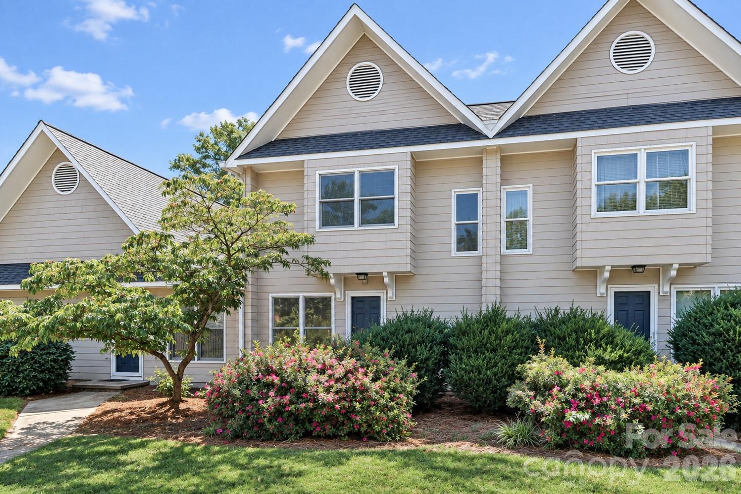 205 S Academy St, Mooresville, NC 28115