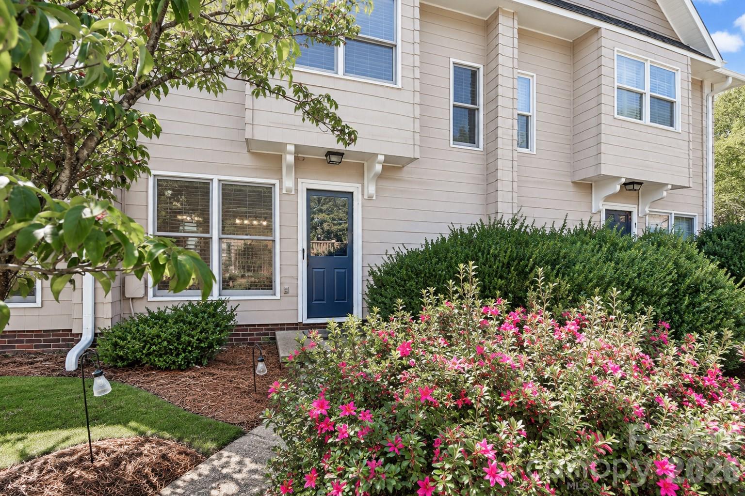 205 S Academy St, Mooresville, NC 28115